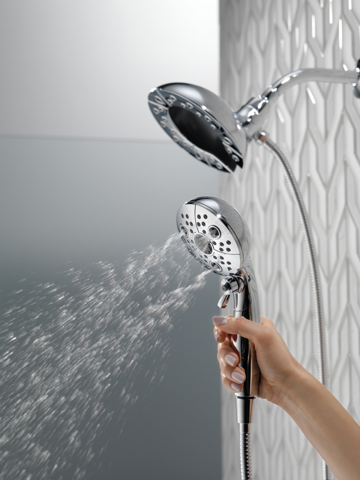 Delta Universal Showering Components H2Okinetic® In2ition® 5-Setting Two-In-One Shower
