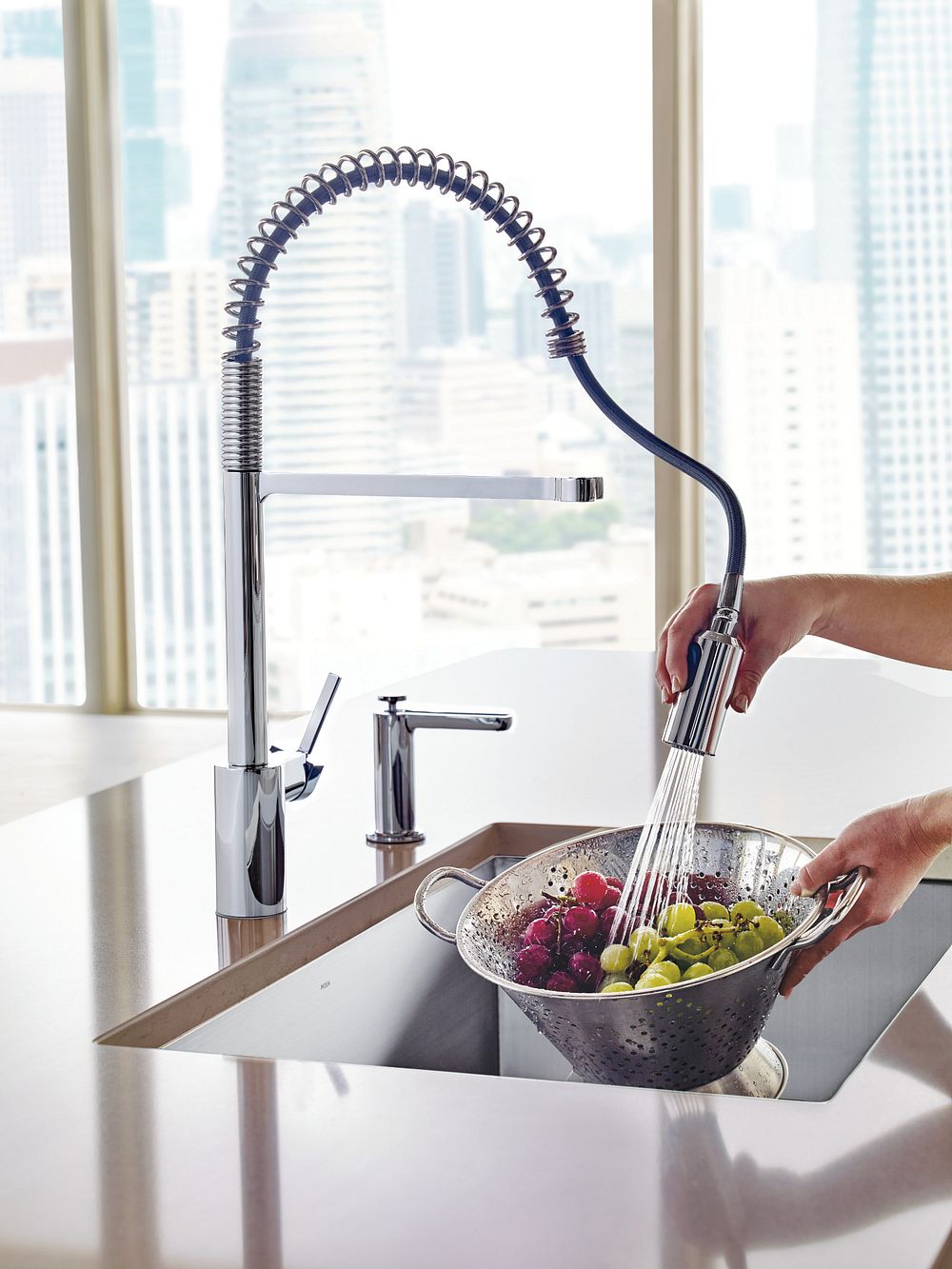 Align One-Handle Pre-Rinse Spring Pulldown Kitchen Faucet