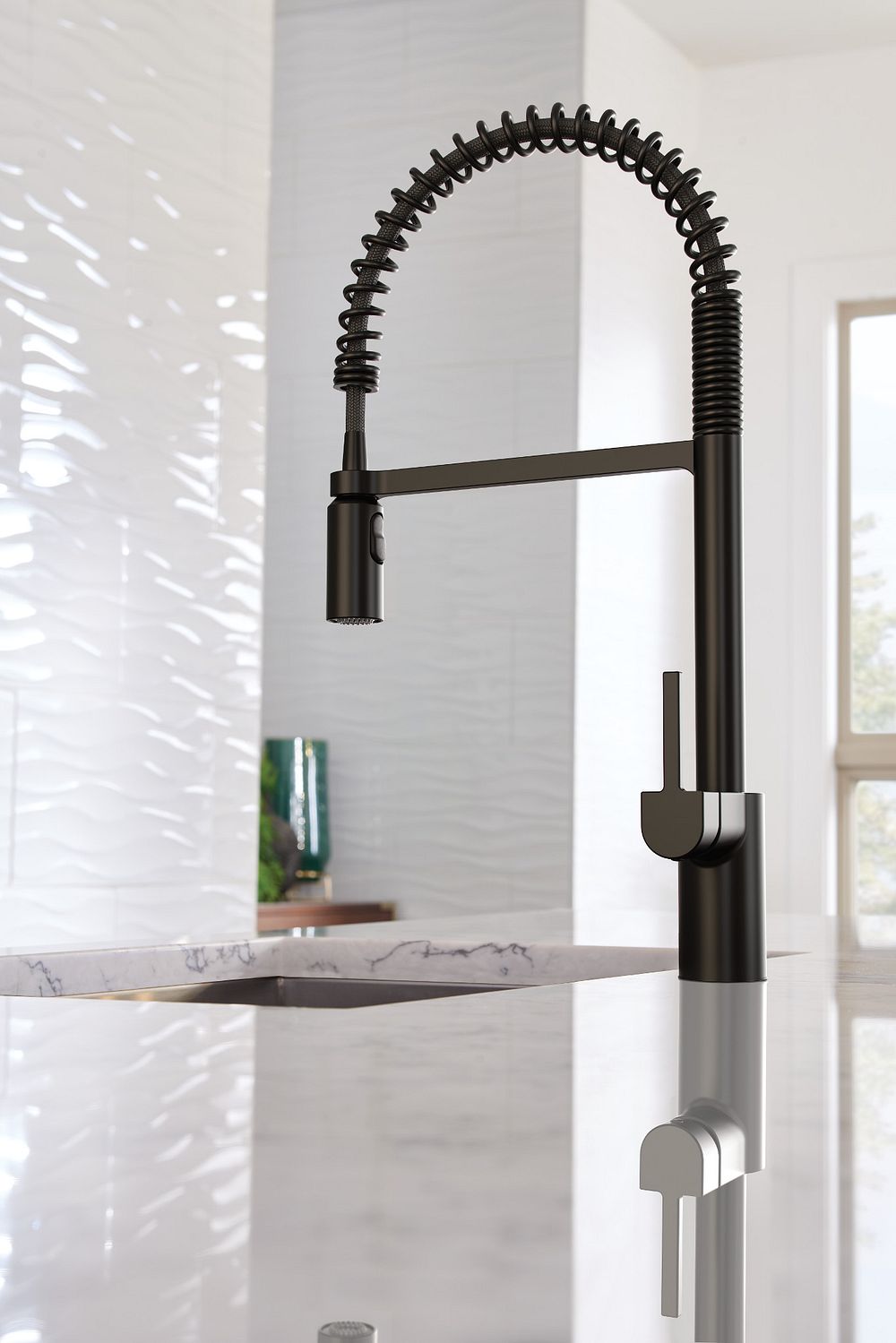 Align One-Handle Pre-Rinse Spring Pulldown Kitchen Faucet