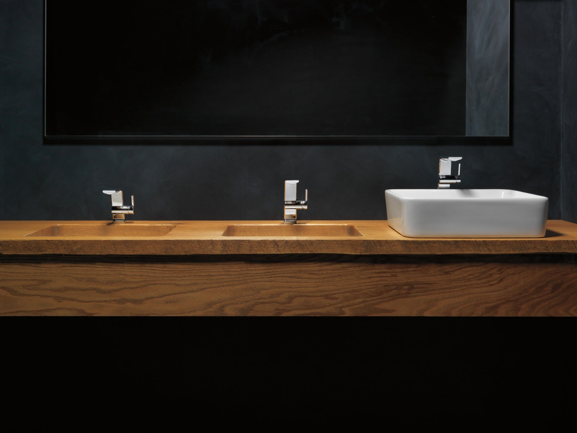 Delta Pivotal® Single Handle Vessel Bathroom Faucet