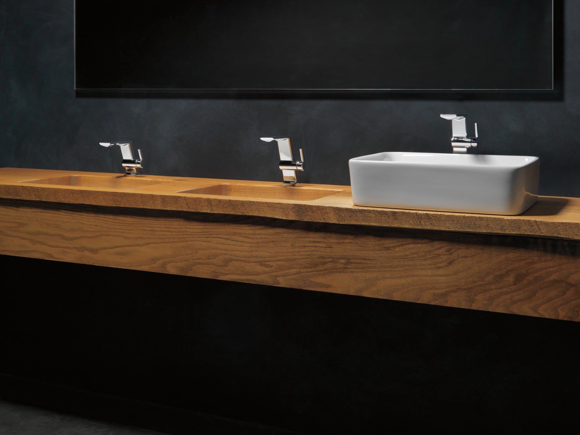 Delta Pivotal® Single Handle Vessel Bathroom Faucet