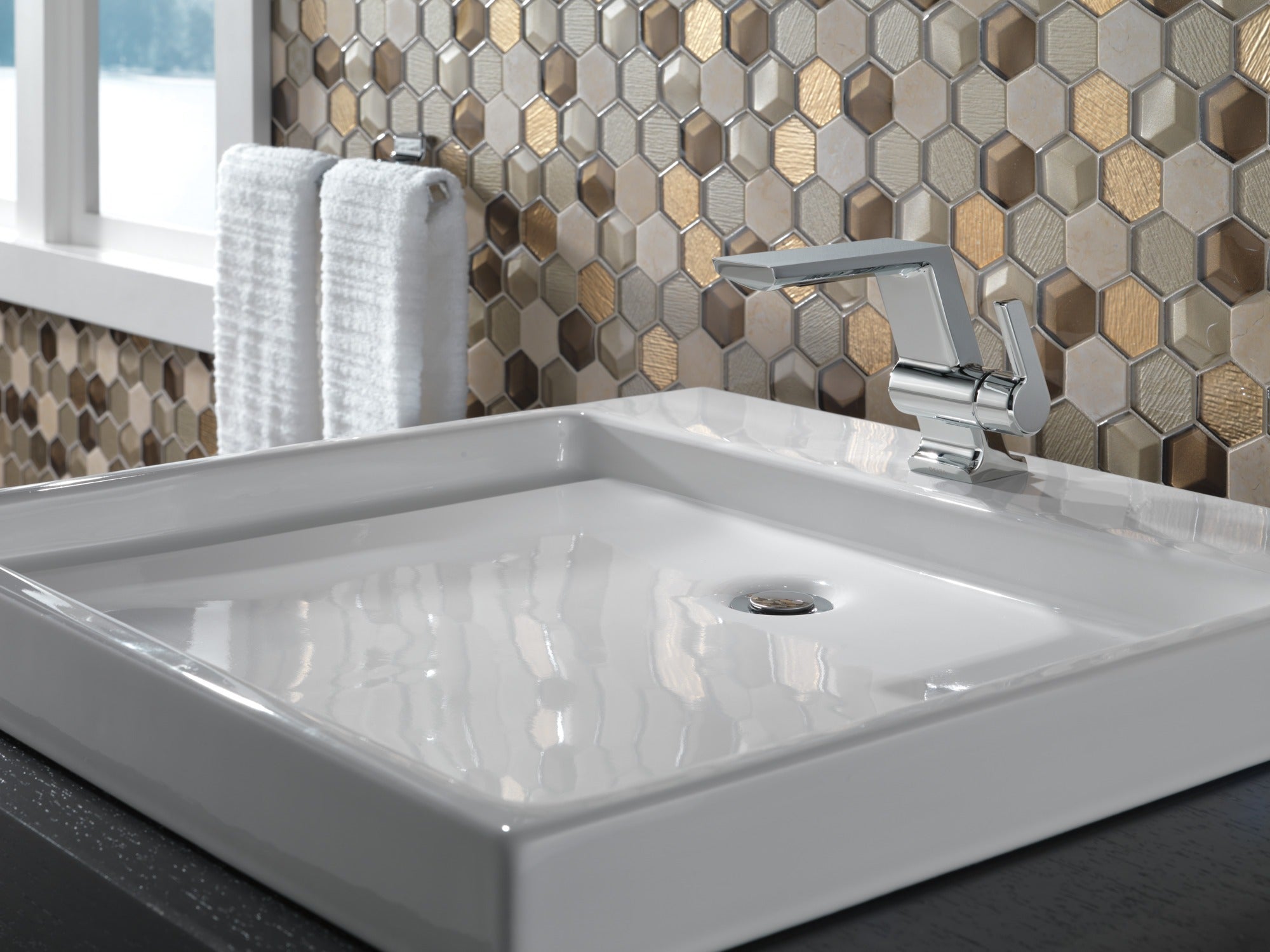 Delta Pivotal® Double Tissue Holder