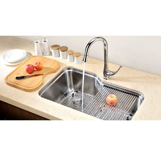 Dawn Pull-Out Kitchen Faucet AB50 3084