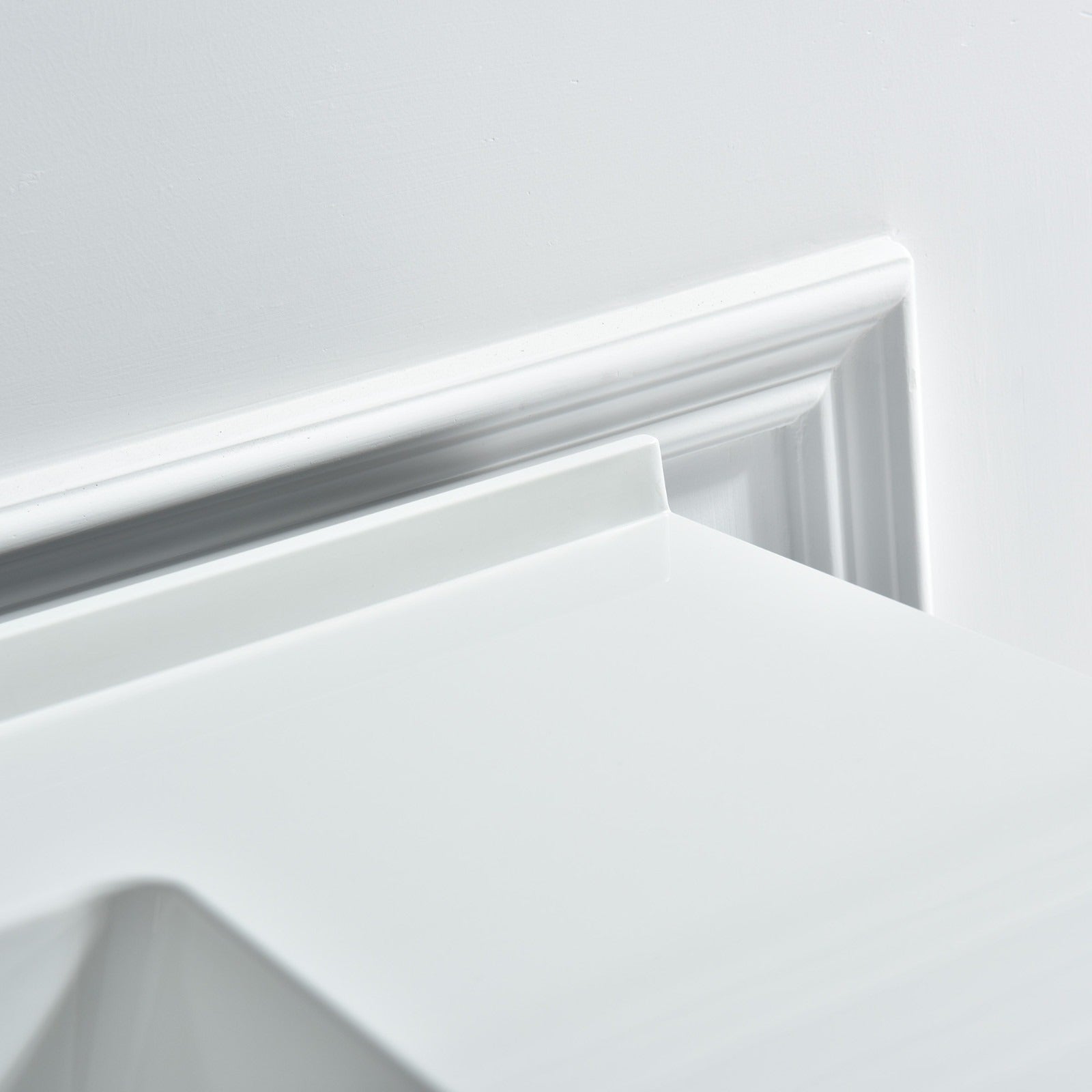 WOODBRIDGE VT3122-1000 Solid Surface Vanity Top with with Intergrated Sink, VT3122-1000