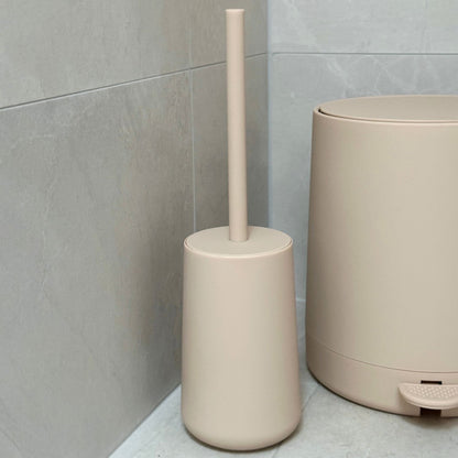 Toilet brush