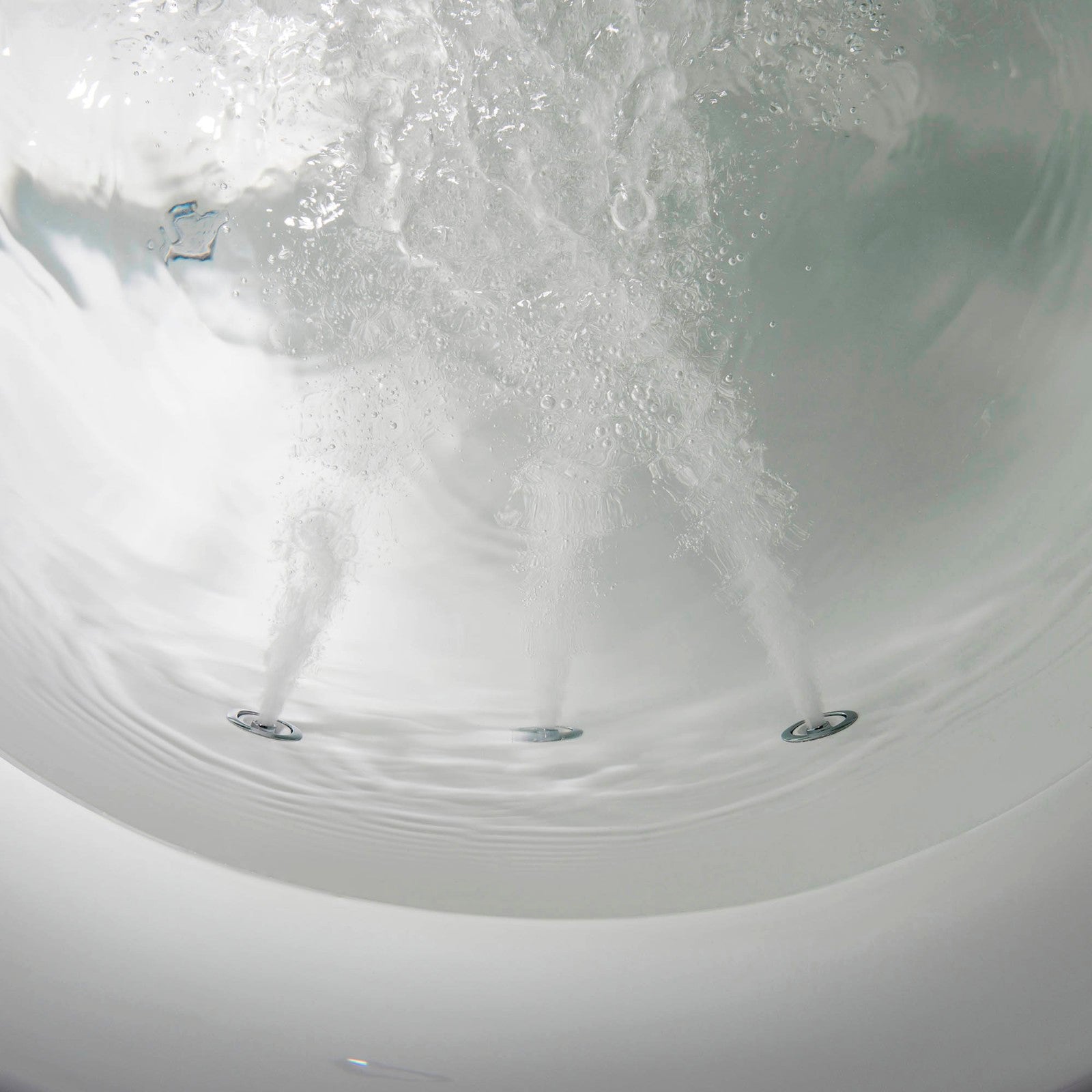 WOODBRIDGE 71" Whirlpool Water Jetted and Air Bubble Freestanding Bathtub