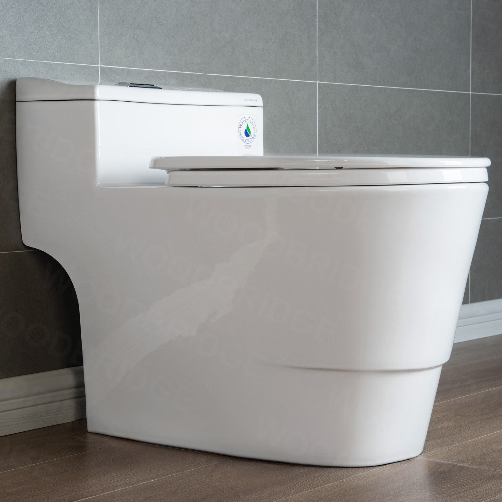 WOODBRIDGE T-0018 / B-0735 Dual Flush Elongated One-Piece Toilet with Soft Close Seat