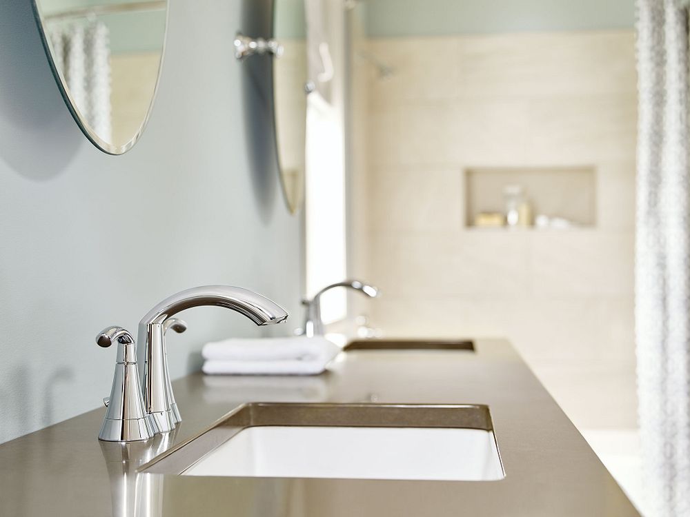 Glyde Two-handle Centerset Bathroom Sink Faucet