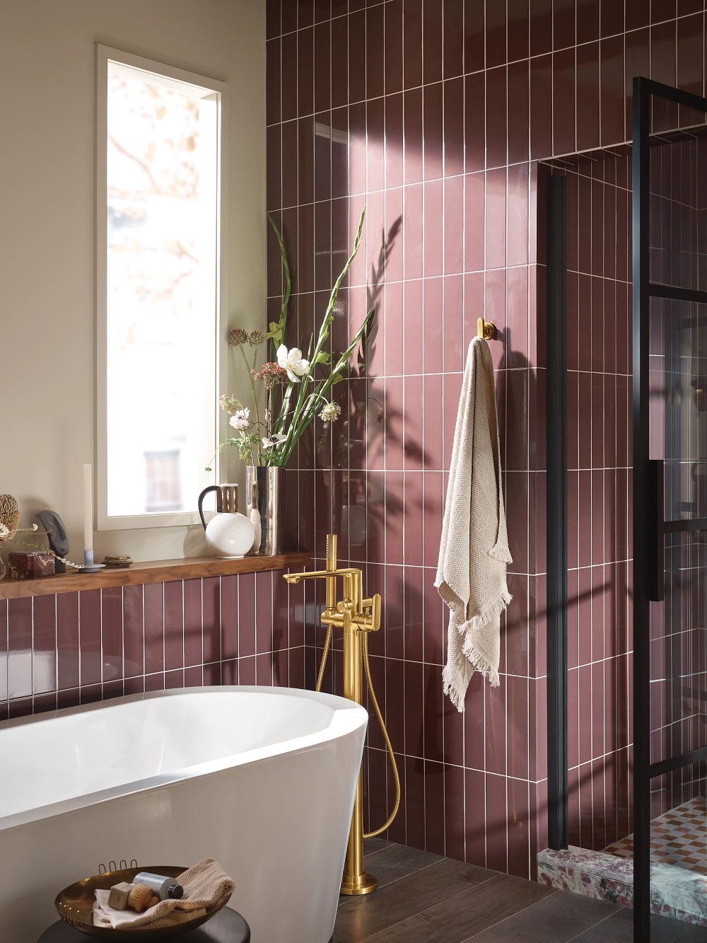 Greenfield one-handle tub filler includes hand shower