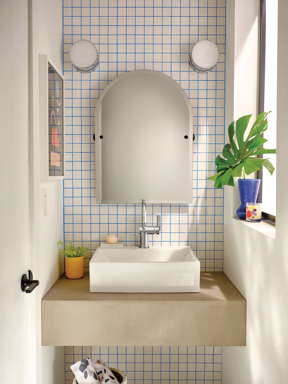 Cia MotionSense One-Handle Touchless Bathroom Faucet
