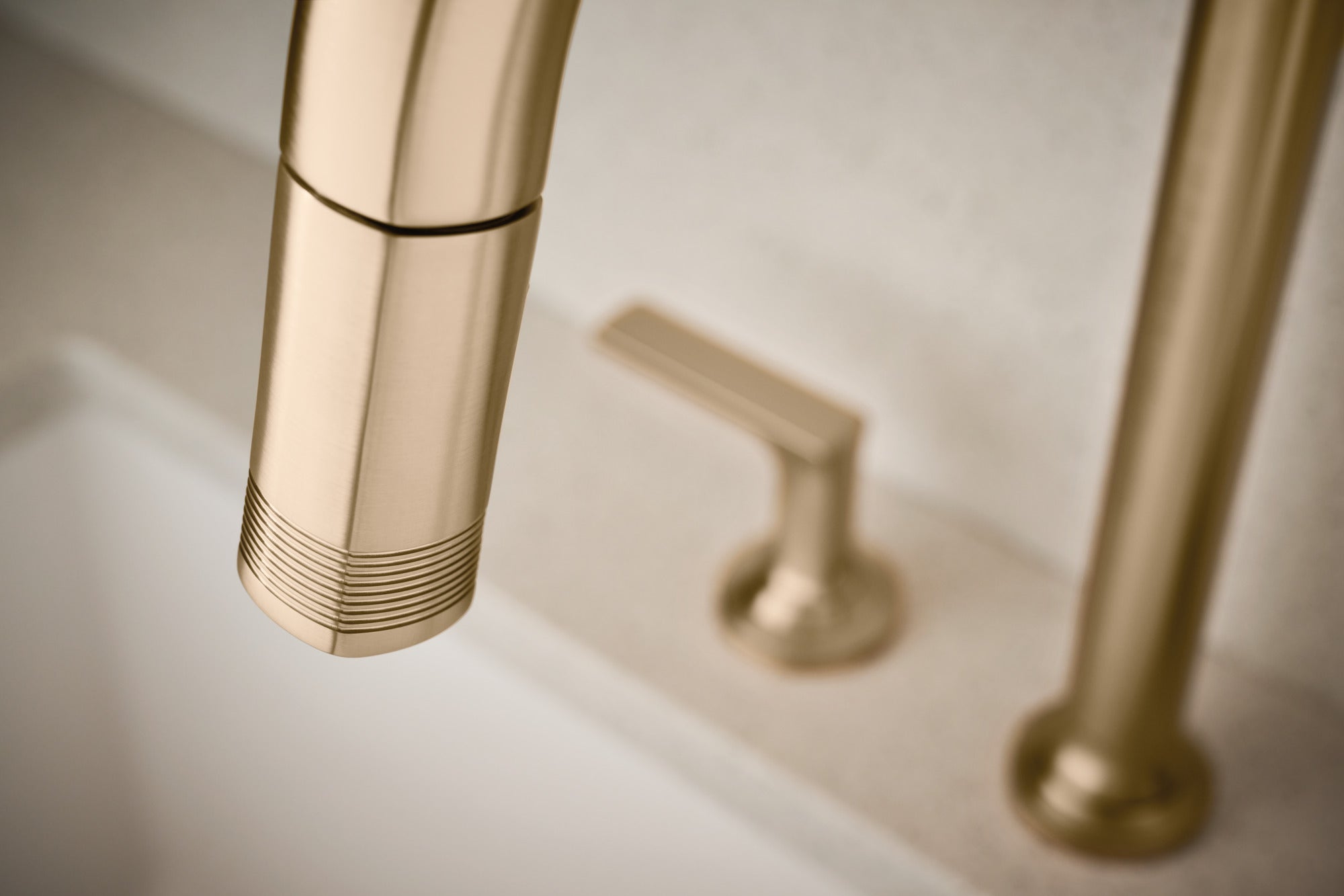Brizo Kintsu® Widespread Pull-Down Faucet Lever Handle Kit