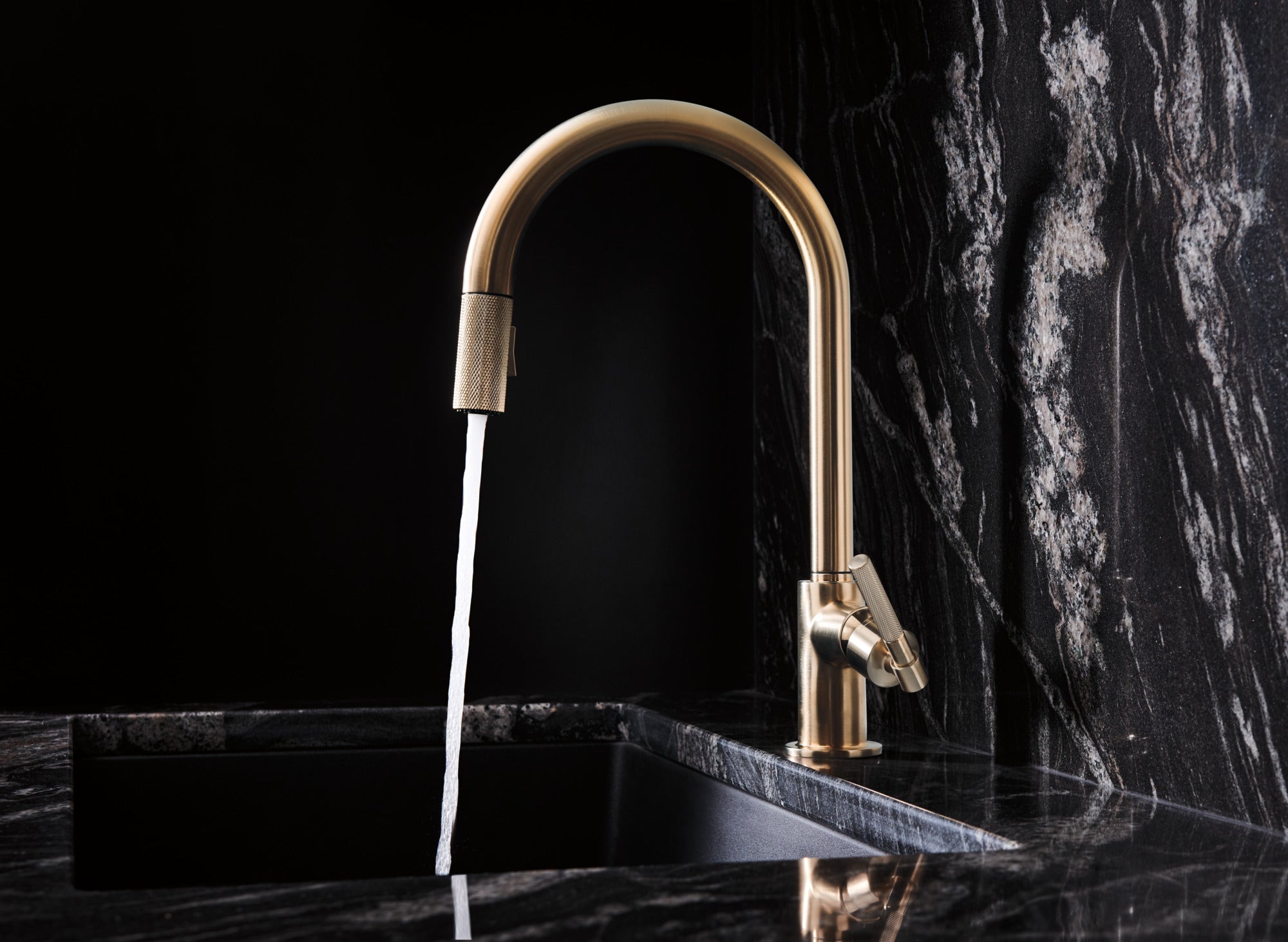 Brizo Litze® Pull-Down Faucet with Arc Spout and Knurled Handle