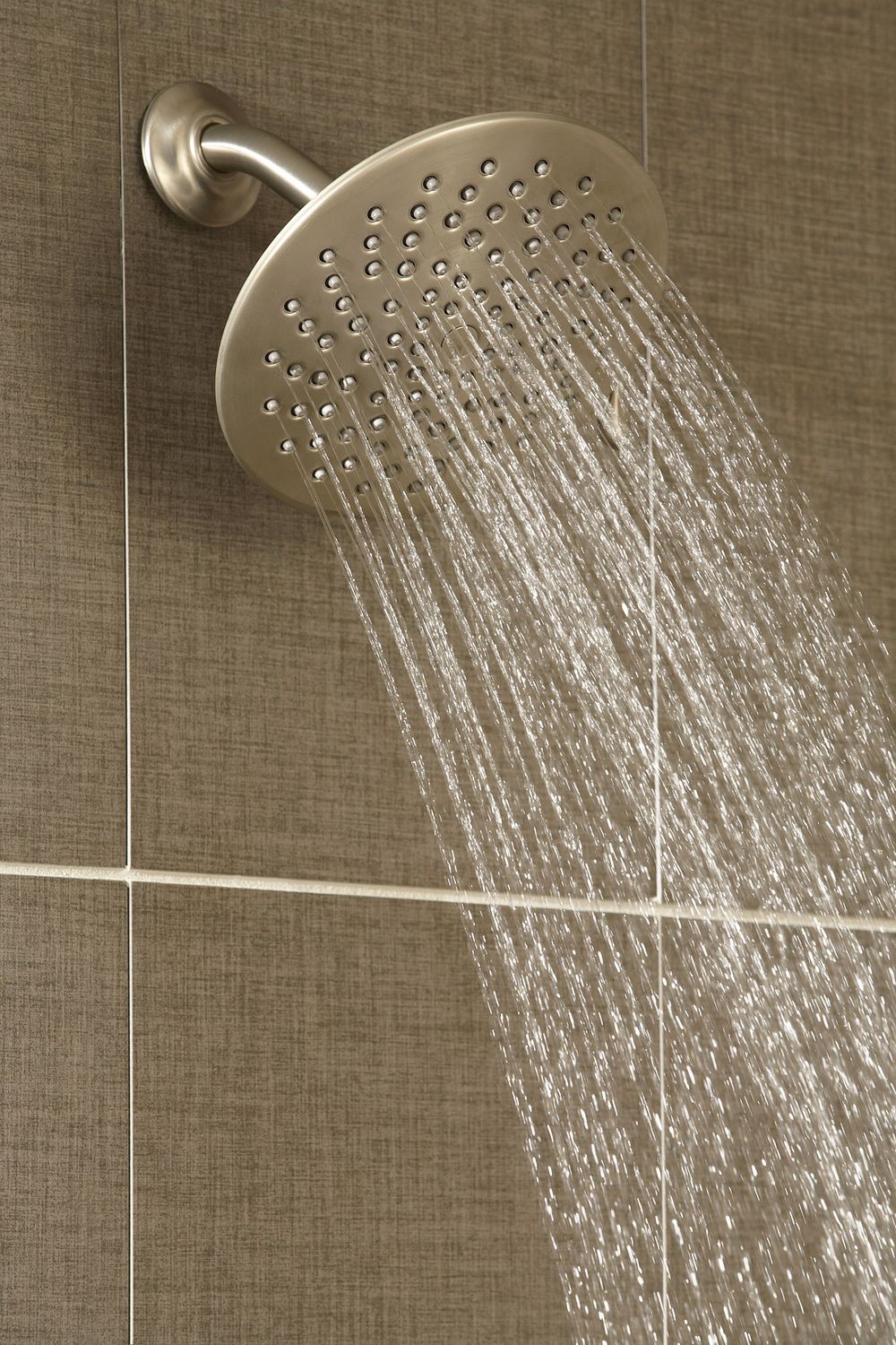 Velocity Moen Two-Function 8" Diameter Spray Head Rainshower