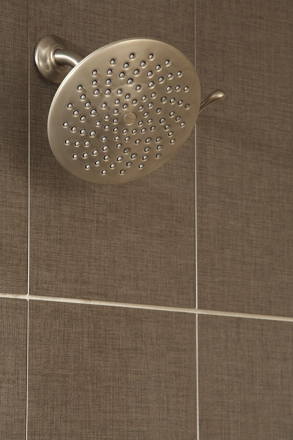Velocity Moen Two-Function 8" Diameter Spray Head Rainshower