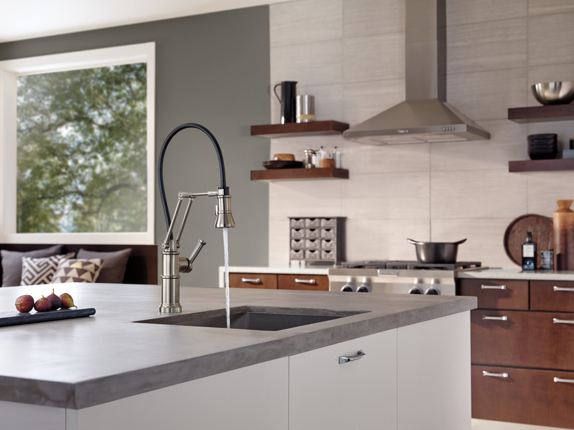 Brizo Artesso® Single Handle Articulating Kitchen Faucet