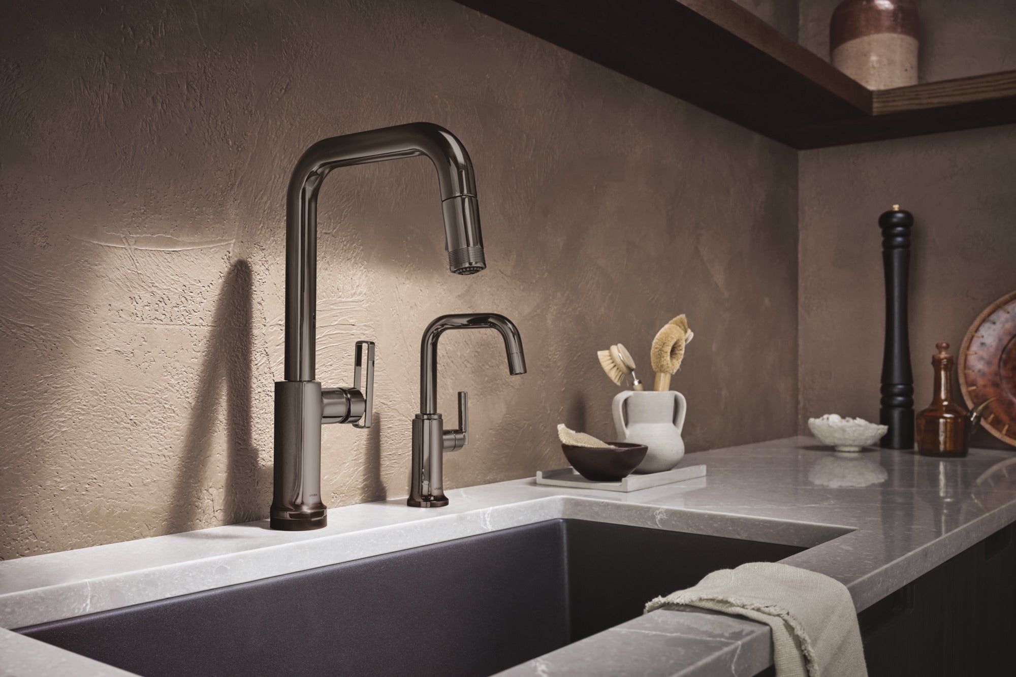 Brizo Kintsu® SmartTouch® Pull-Down Faucet with Square Spout - Less Handle