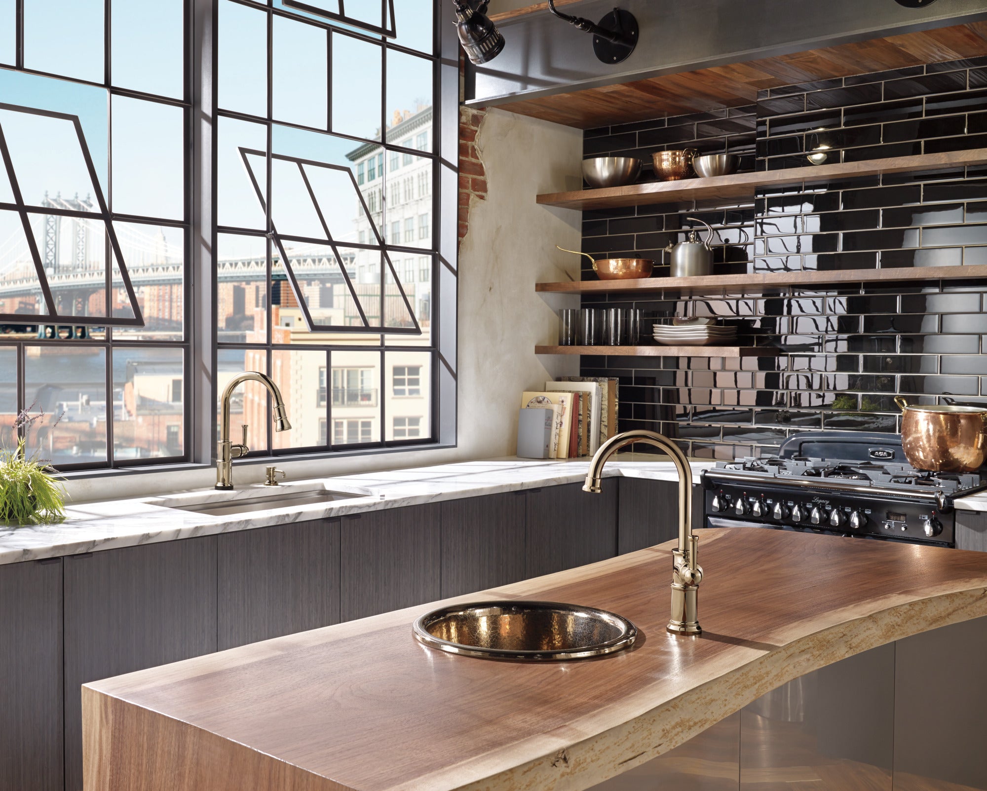 Brizo Artesso® SmartTouch® Pull-Down Kitchen Faucet