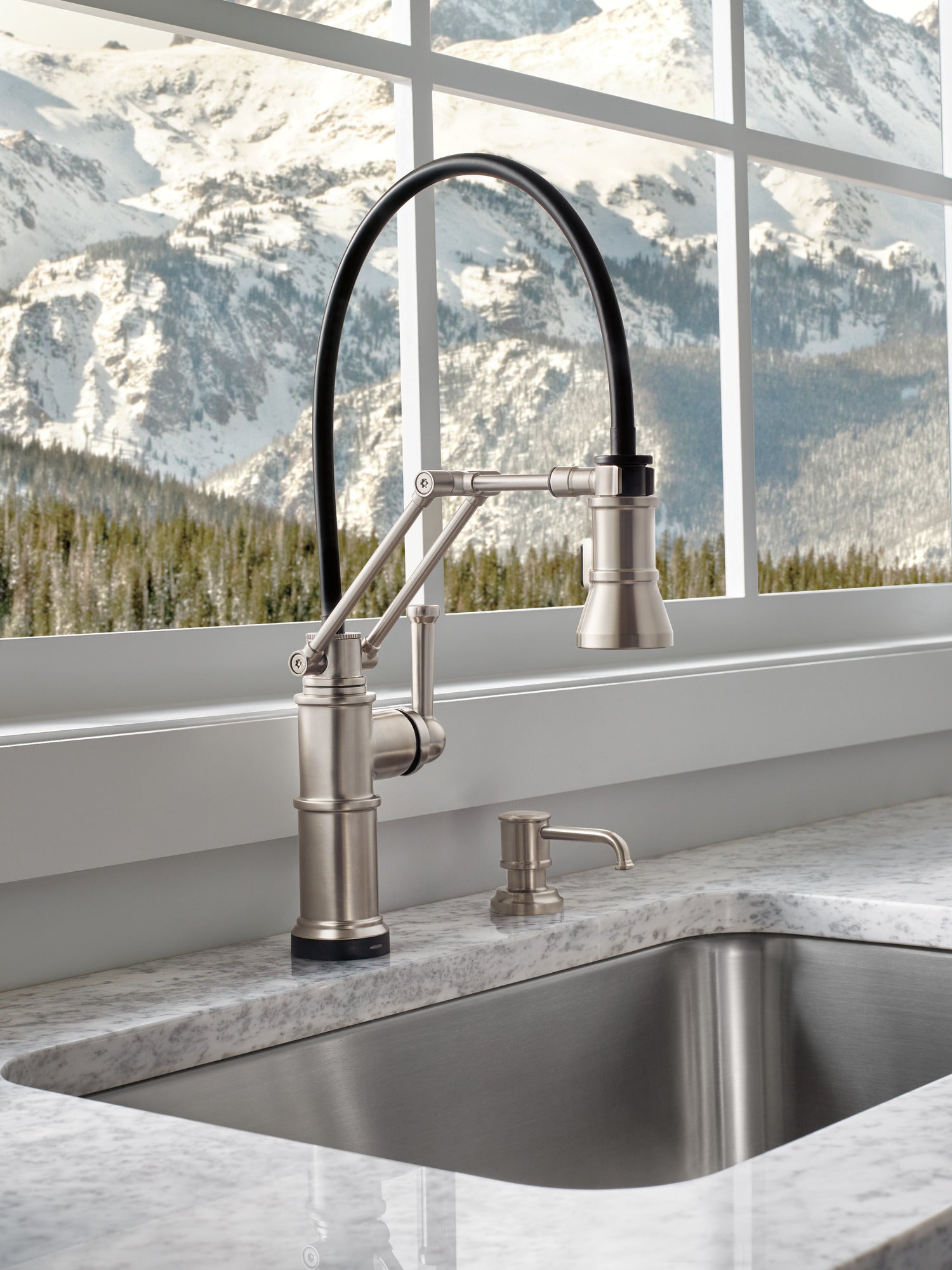 Brizo Artesso® Single Handle Articulating Kitchen Kitchen Faucet with SmartTouch® Technology
