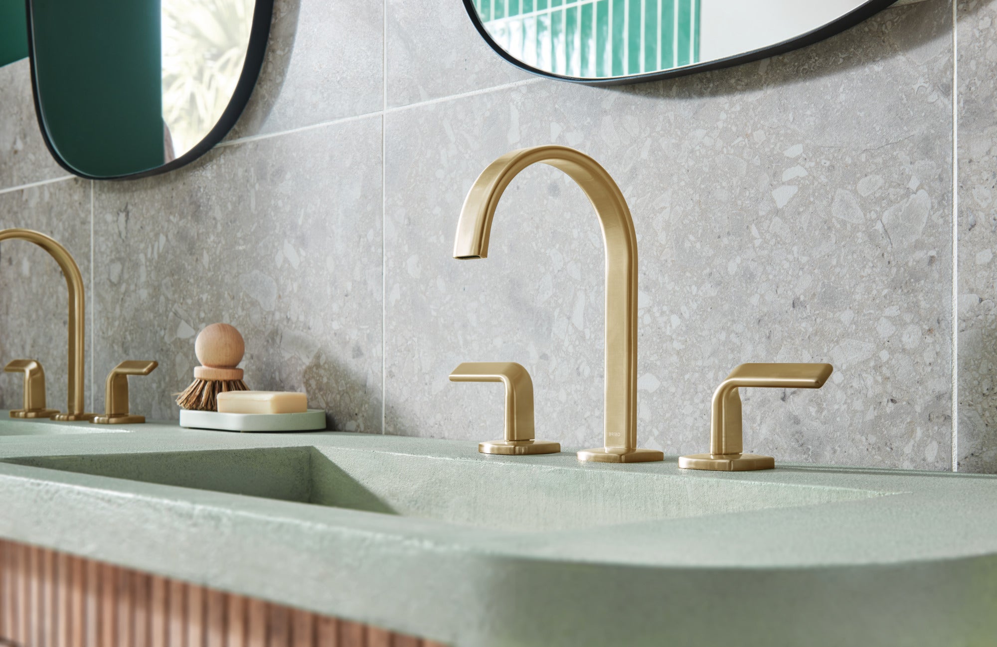 Brizo Allaria® Widespread Lavatory Twist Lever Handle Kit