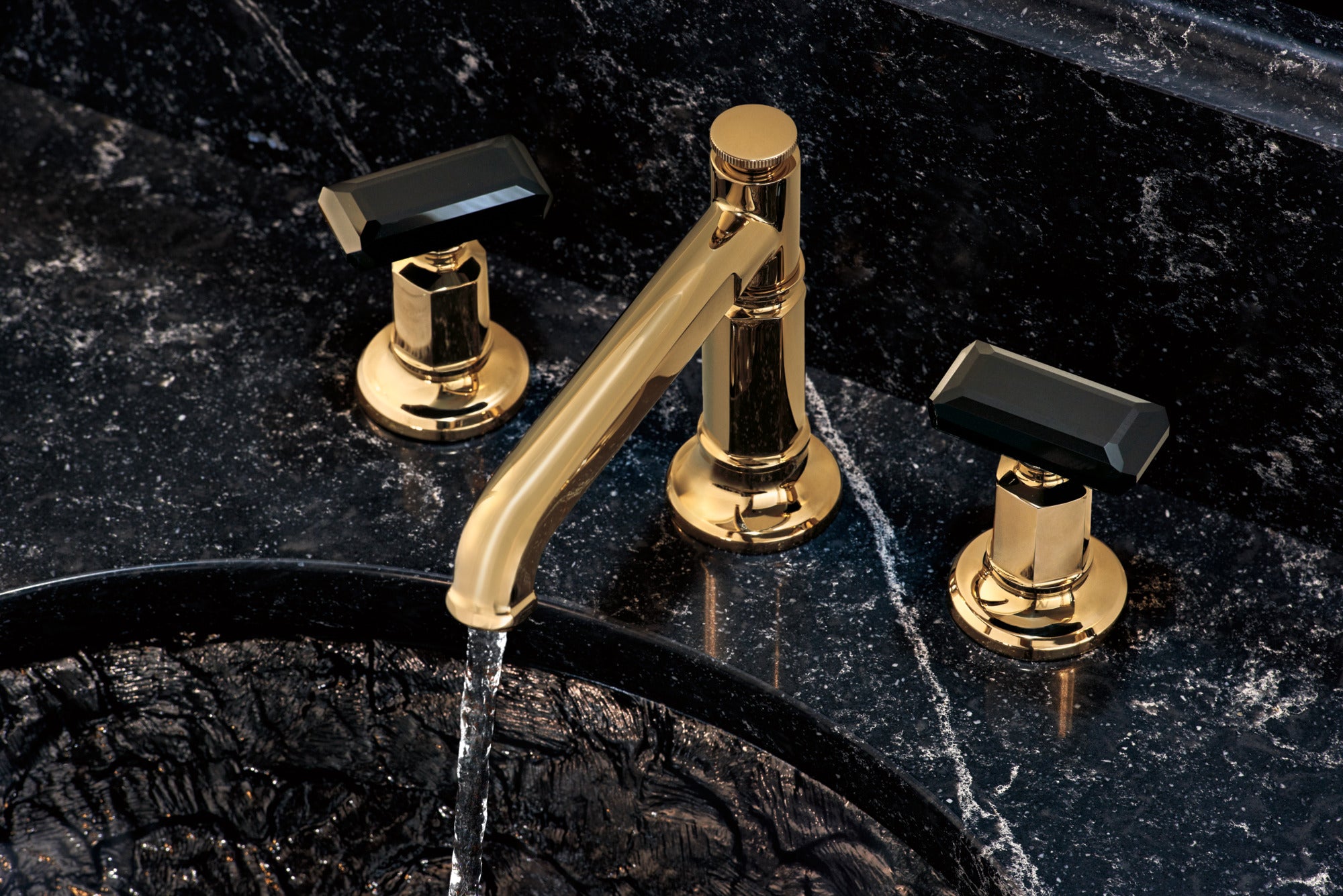 Brizo Invari® Widespread Lavatory Black Crytal Knob Handle Kit