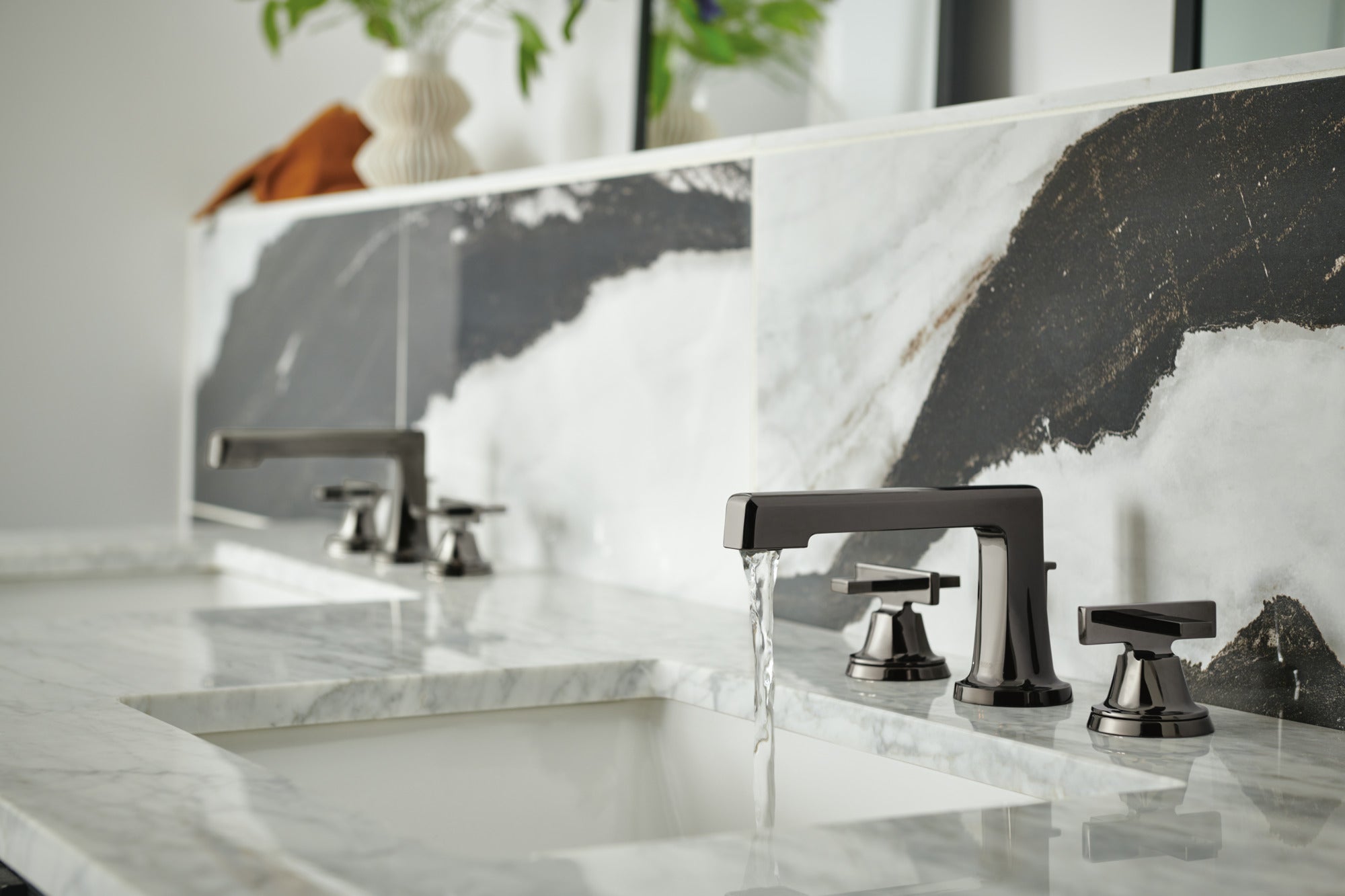 Brizo Levoir™ Widespread Lavatory Low Cross Handle Kit