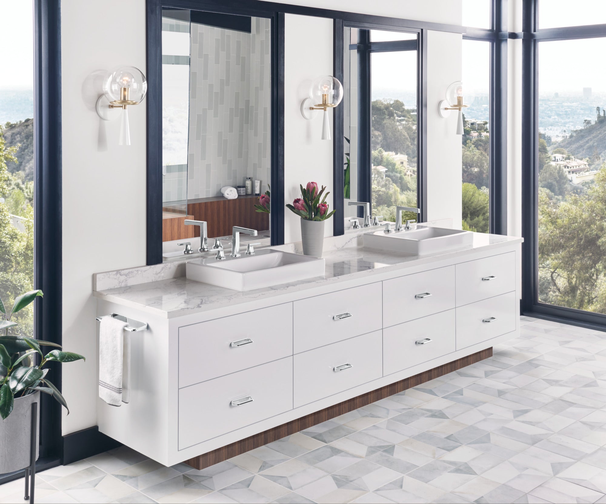 Brizo Levoir™ Drawer Pull