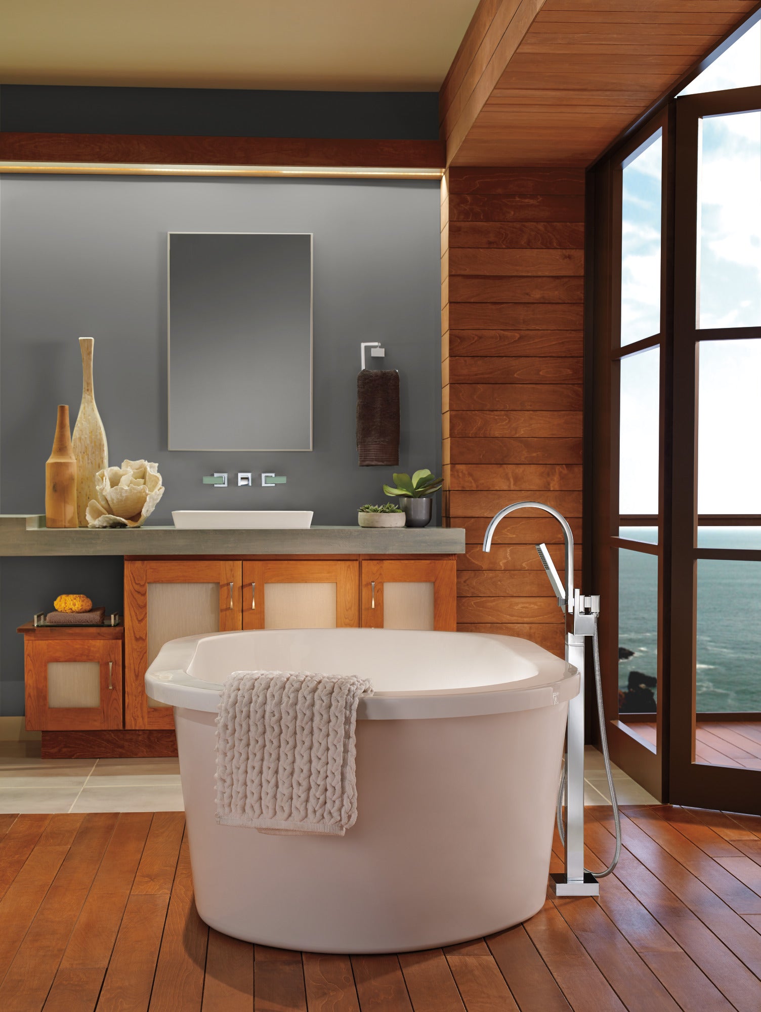 Brizo Siderna® Single-Handle Freestanding Tub Filler