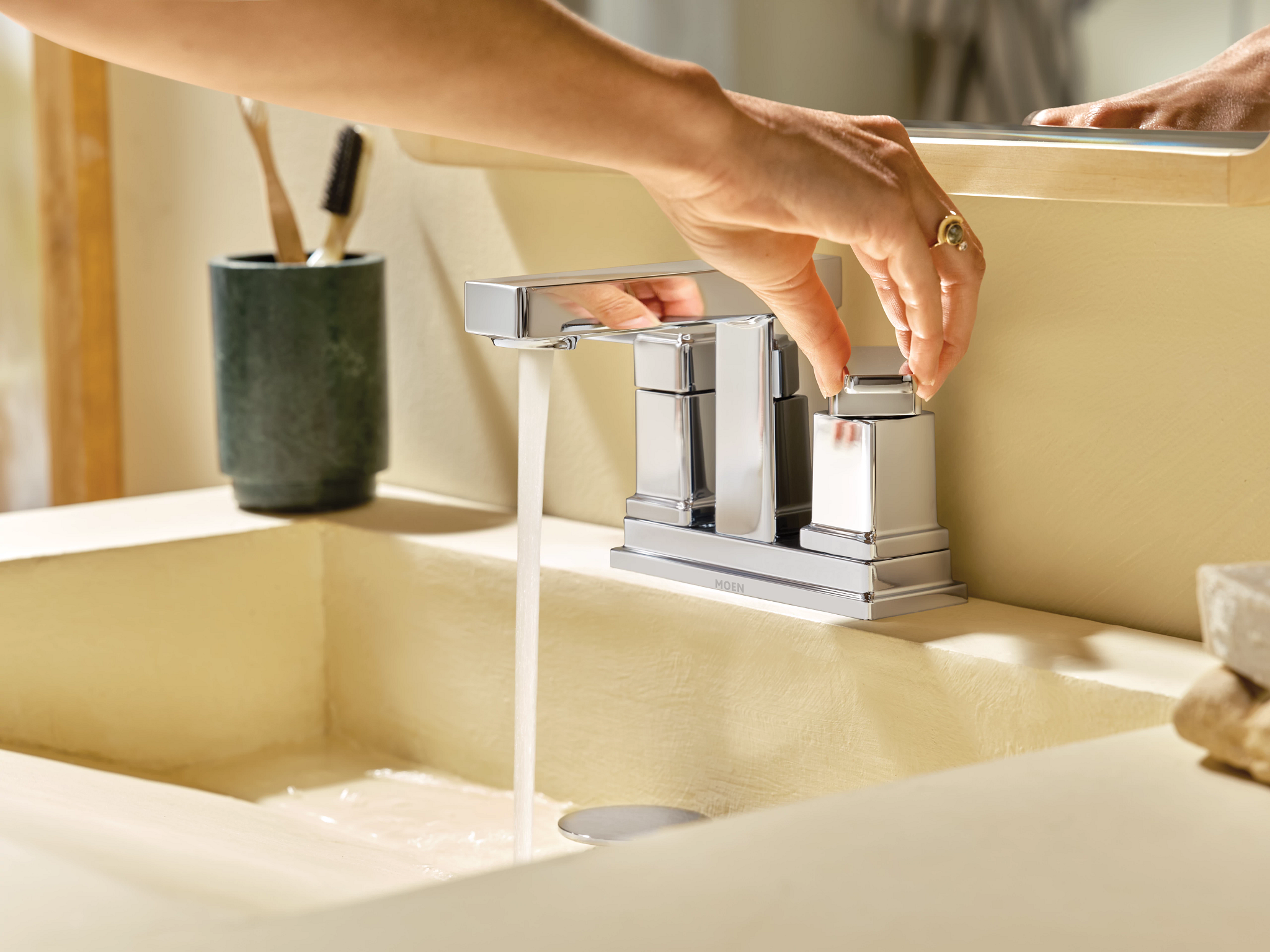 Moen 6815 Iver Two-handle Centerset Bathroom Sink Faucet