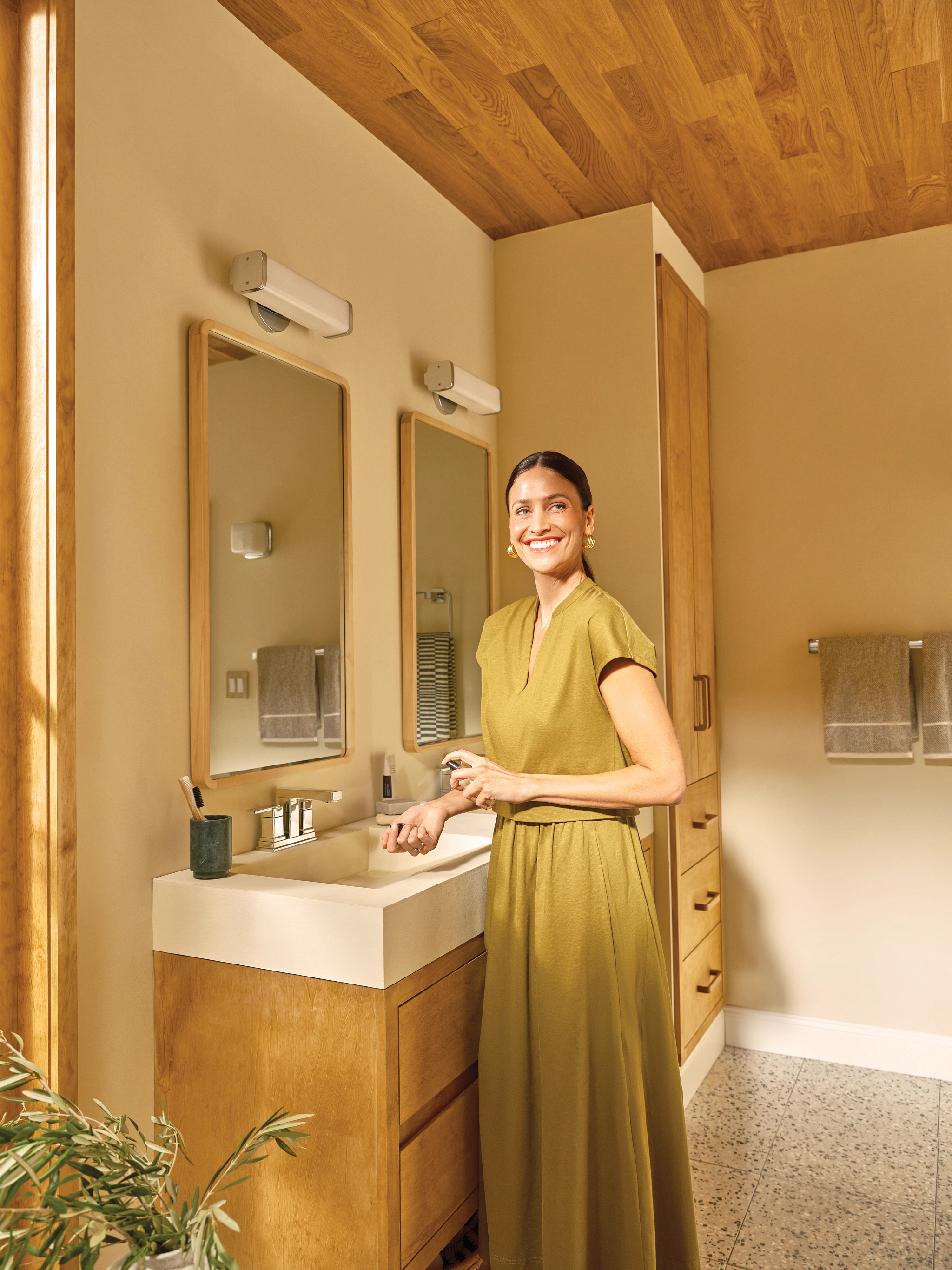Moen 6815 Iver Two-handle Centerset Bathroom Sink Faucet