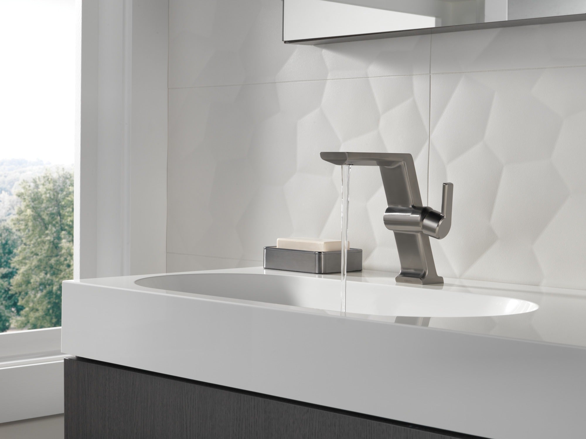 Delta Pivotal® Single Handle Mid-Height Vessel Bathroom Faucet