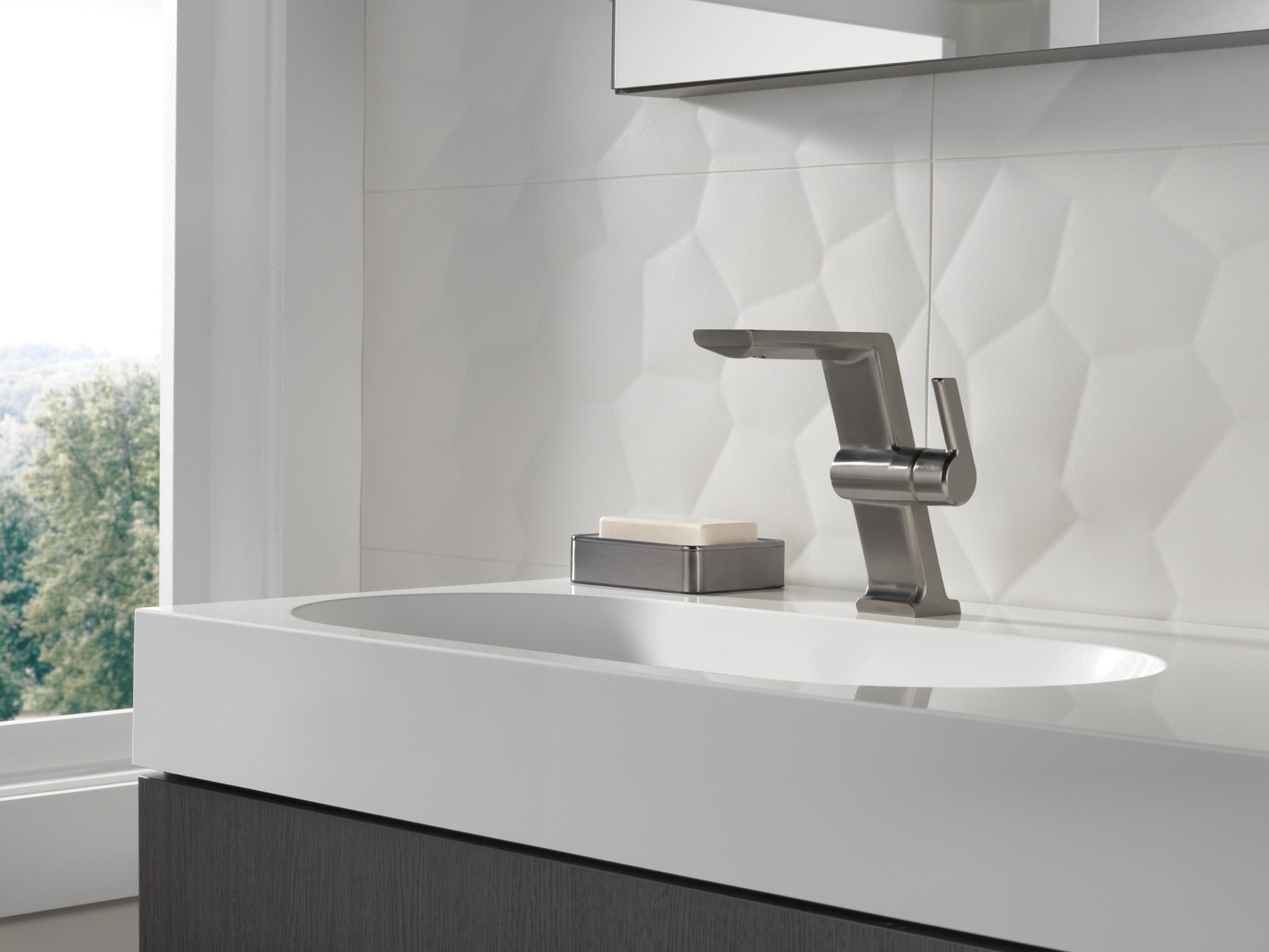 Delta Pivotal® Single Handle Mid-Height Vessel Bathroom Faucet