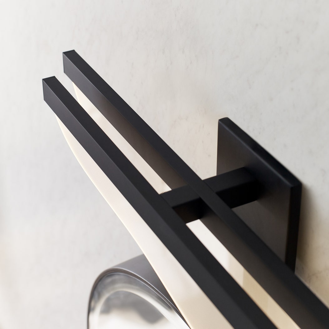 Nyra 25 Bath Sconce