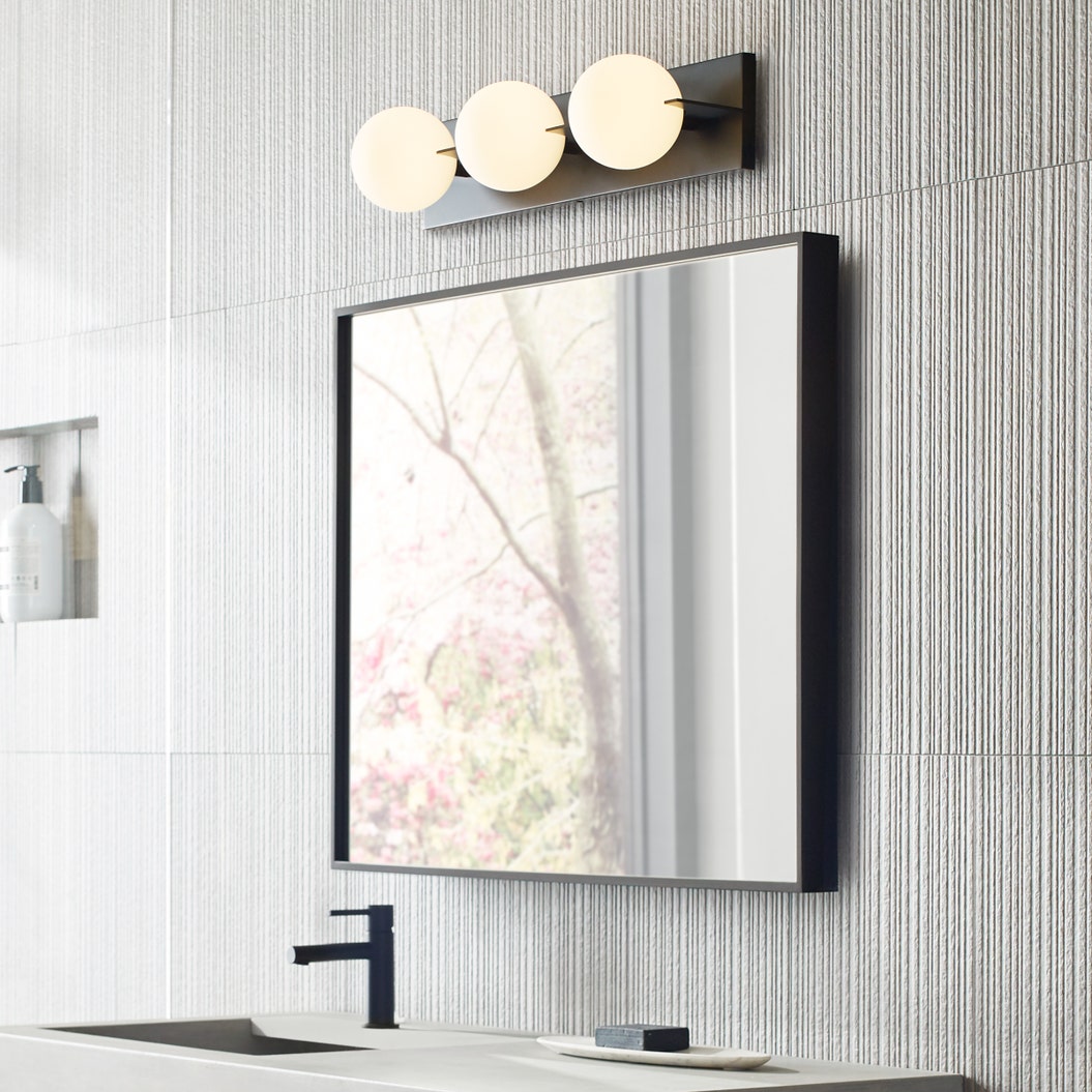 Orbel 3-Light Bath