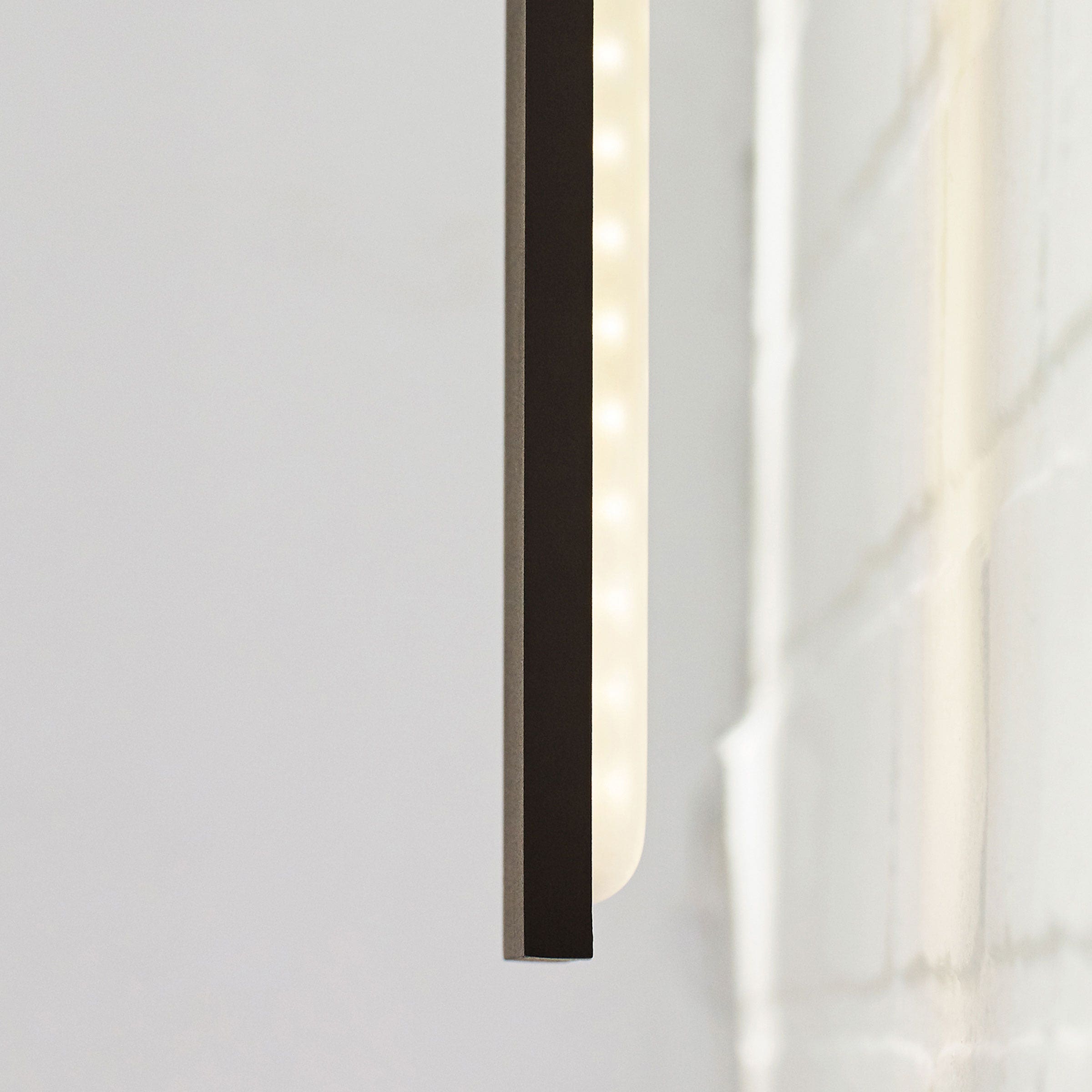 Blade 18 Outdoor Wall