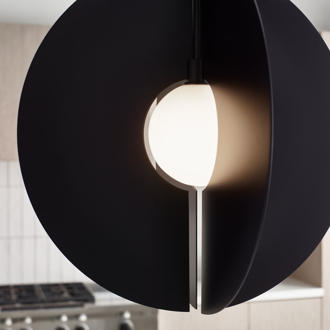 Orbel Round Pendant
