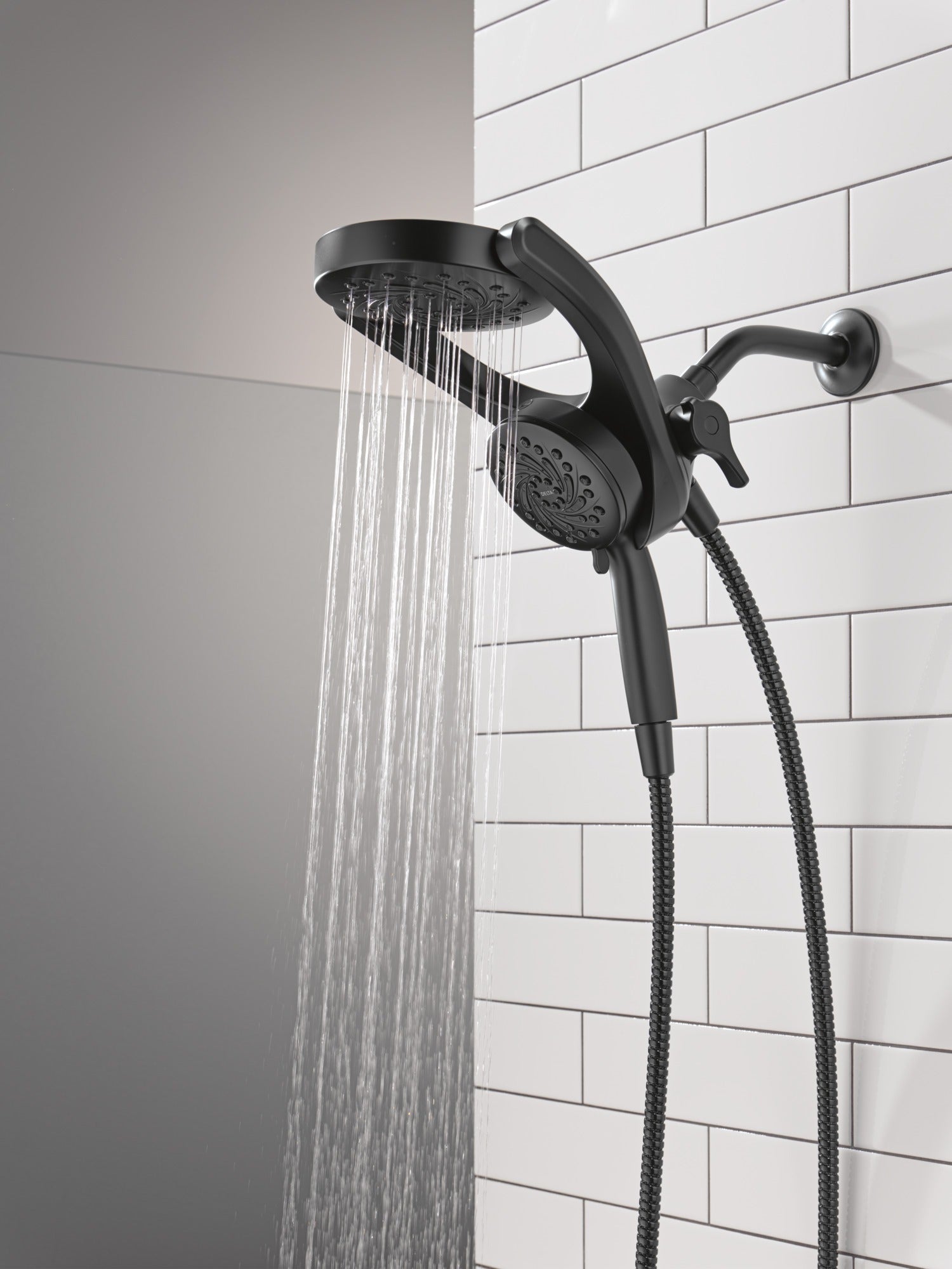 Delta Universal Showering Components 5-Setting HydroRain® with ProClean®