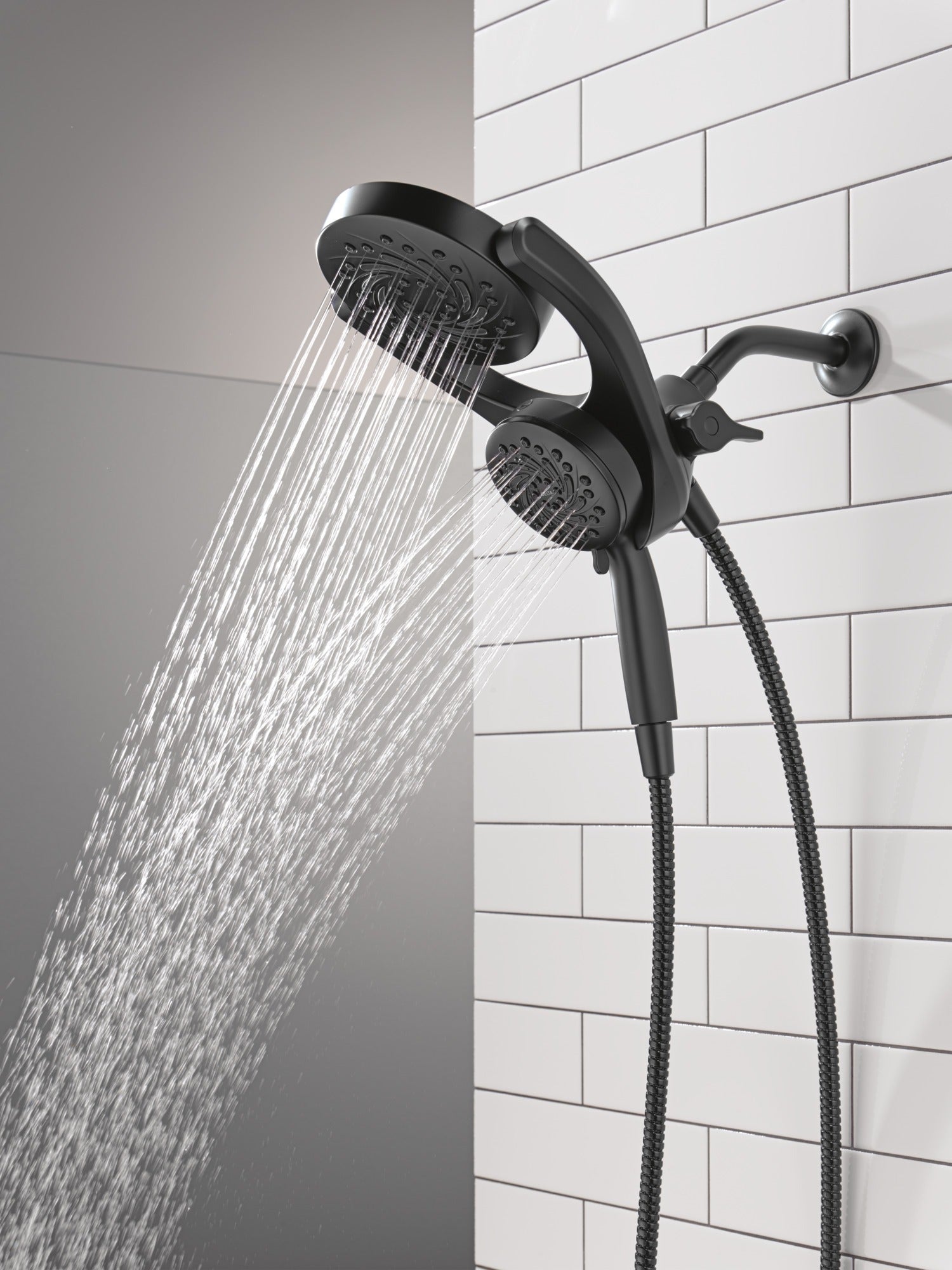 Delta Universal Showering Components 5-Setting HydroRain® with ProClean®
