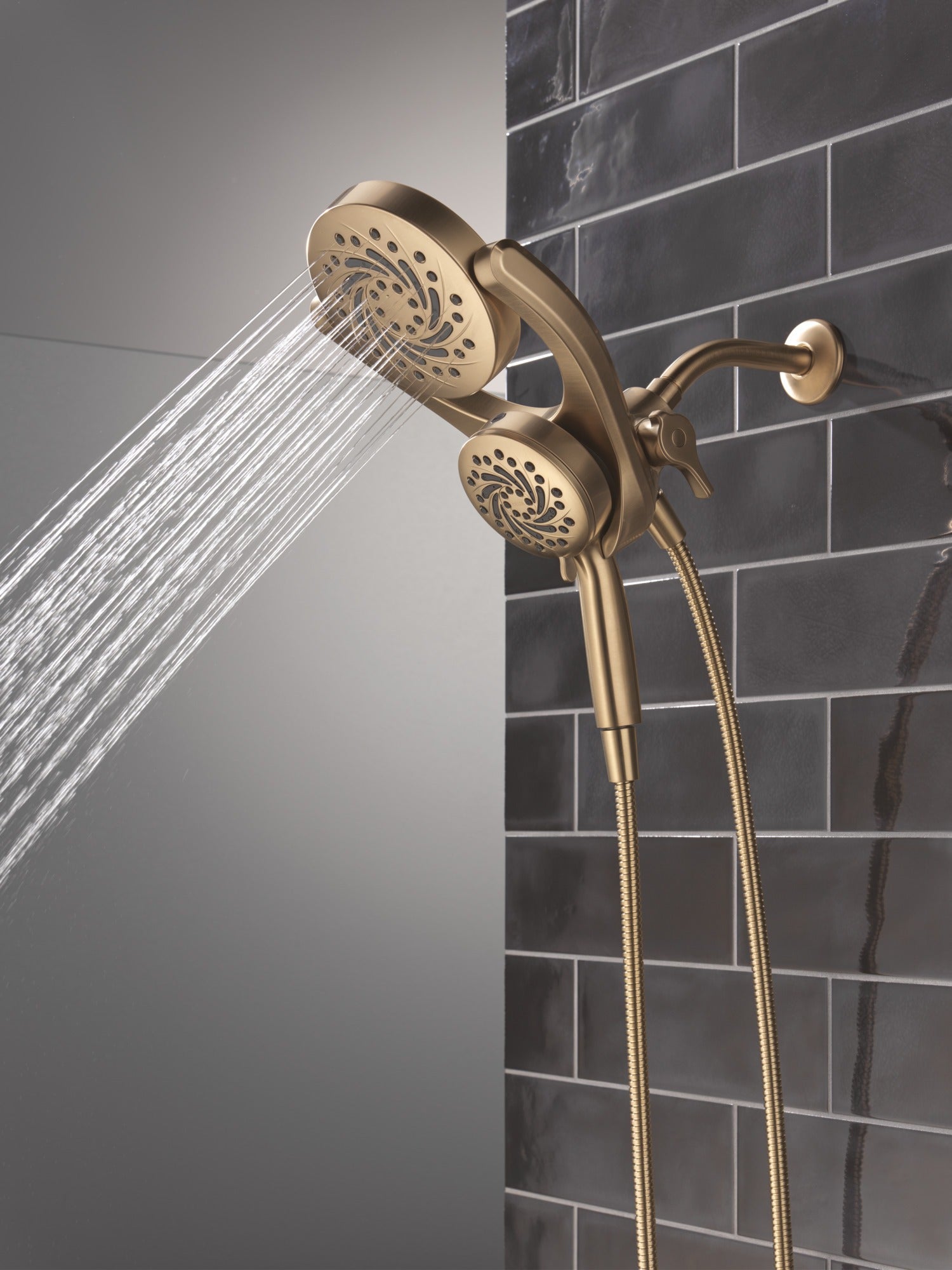 Delta Universal Showering Components 5-Setting HydroRain® with ProClean®