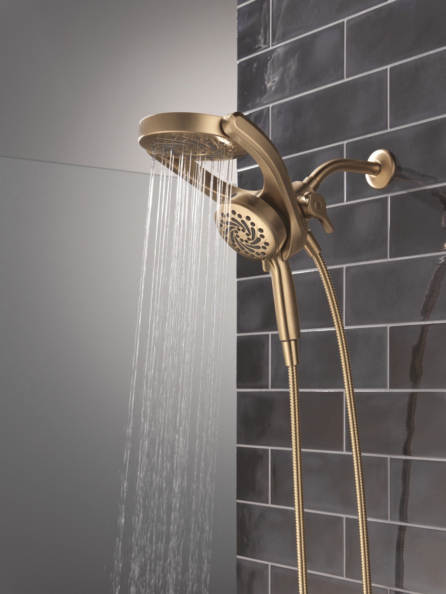 Delta Universal Showering Components 5-Setting HydroRain® with ProClean®