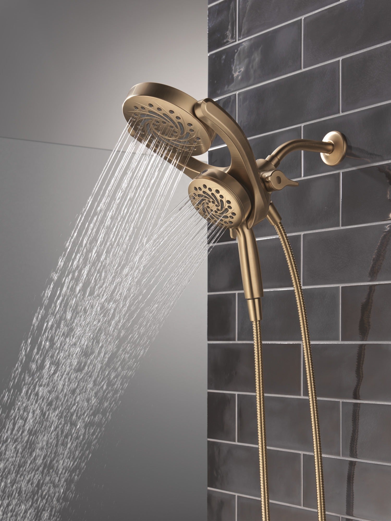 Delta Universal Showering Components 5-Setting HydroRain® with ProClean®