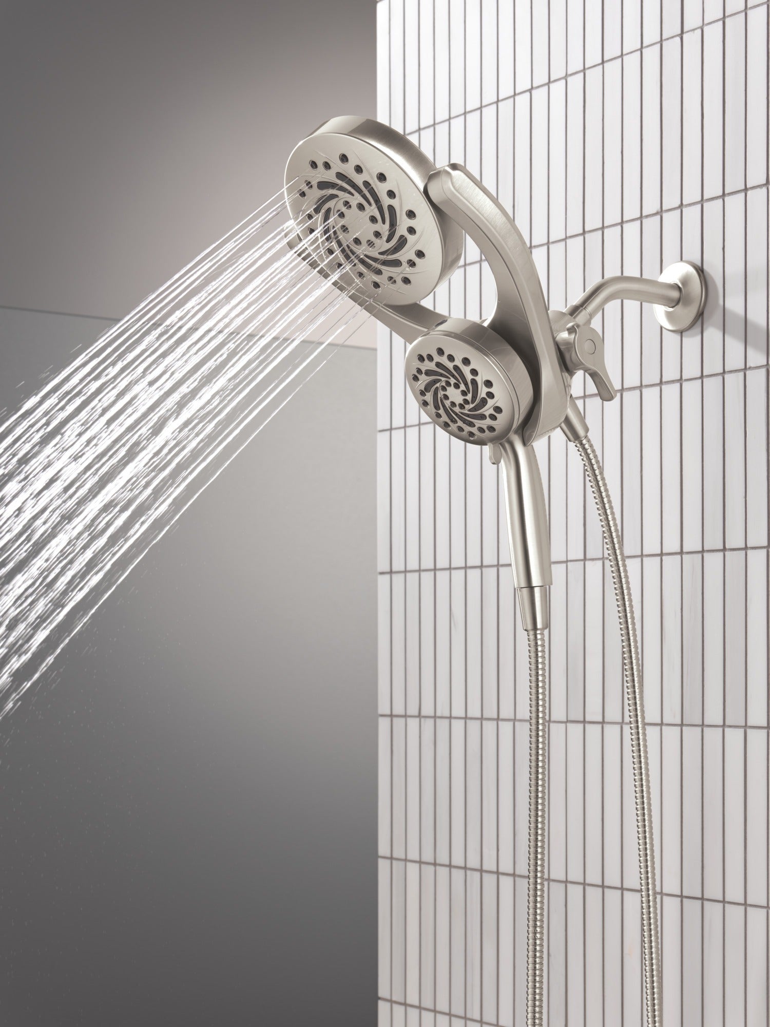 Delta Universal Showering Components 5-Setting HydroRain® with ProClean®