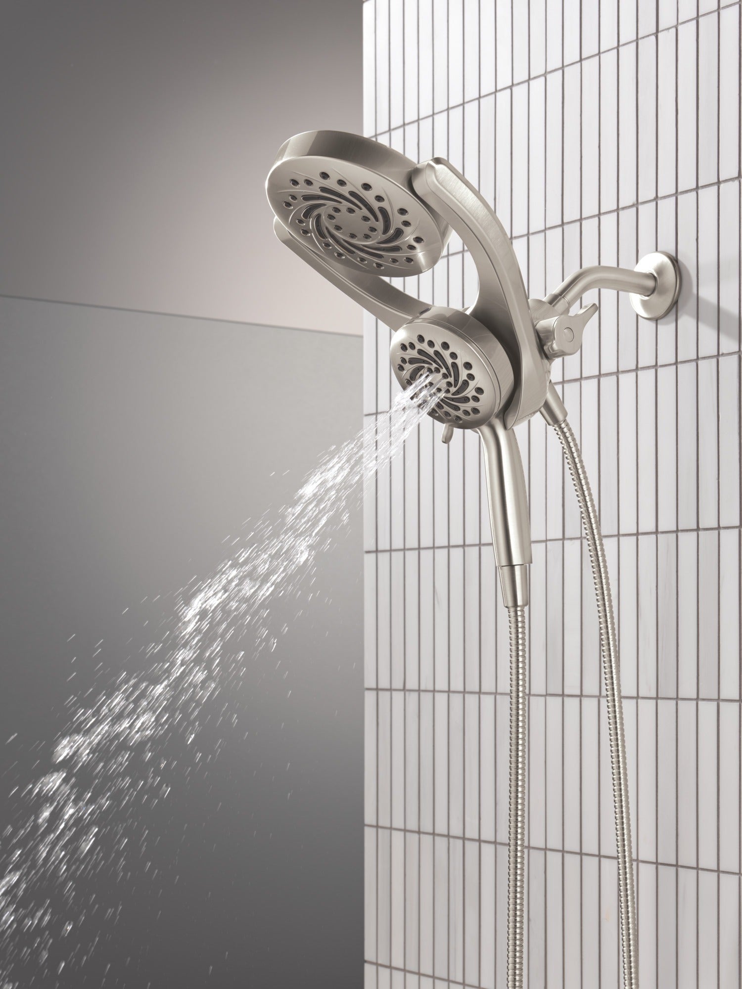 Delta Universal Showering Components 5-Setting HydroRain® with ProClean®