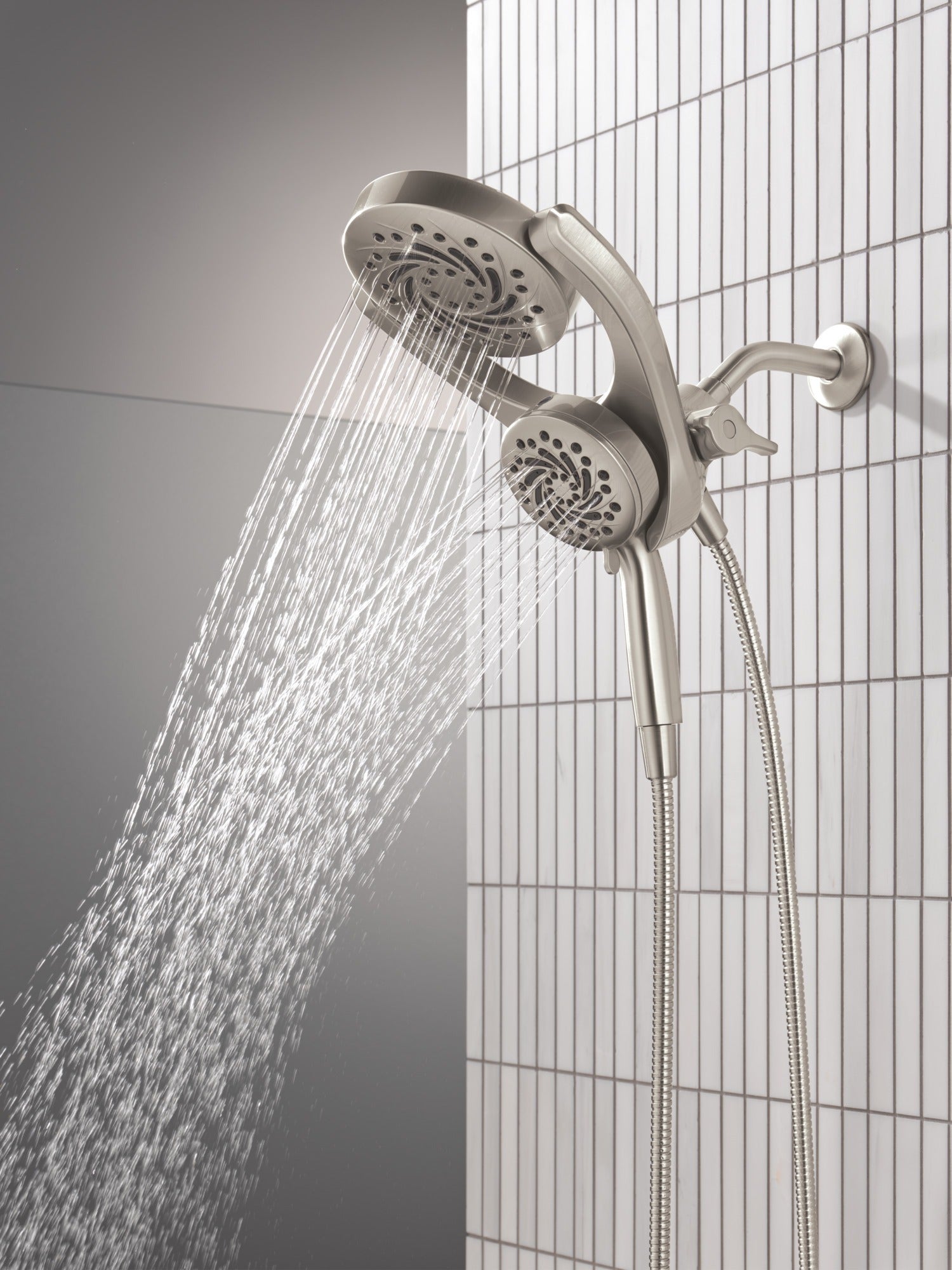 Delta Universal Showering Components 5-Setting HydroRain® with ProClean®