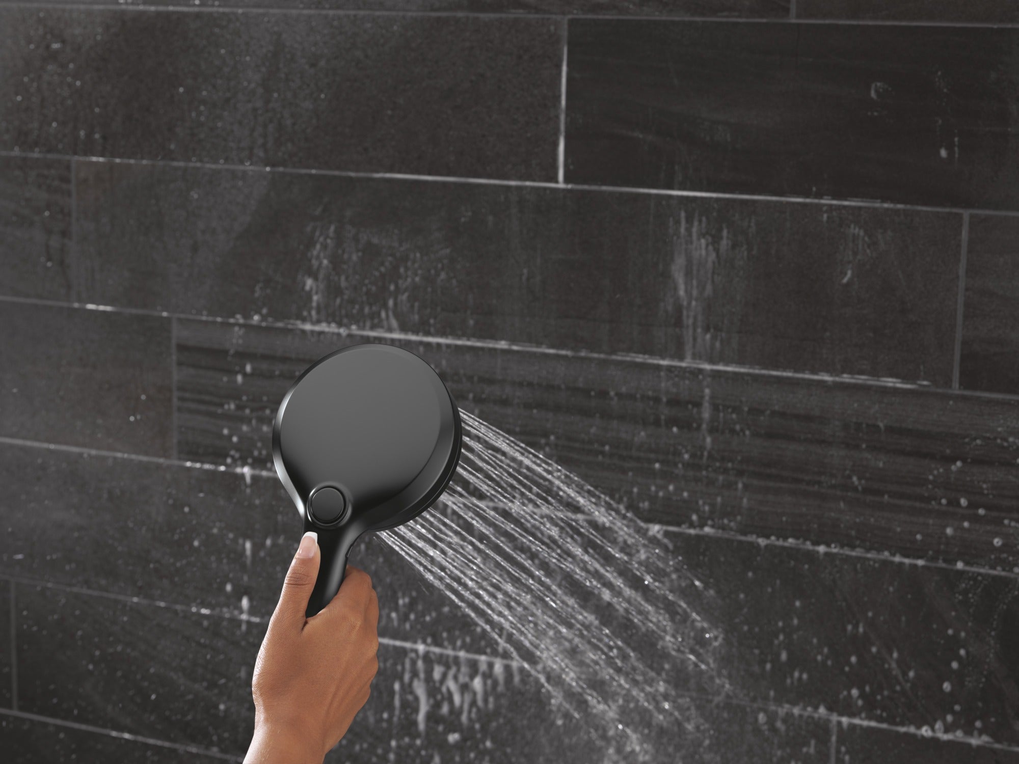 Delta Universal Showering Components 6-Setting In2ition® with ProClean®