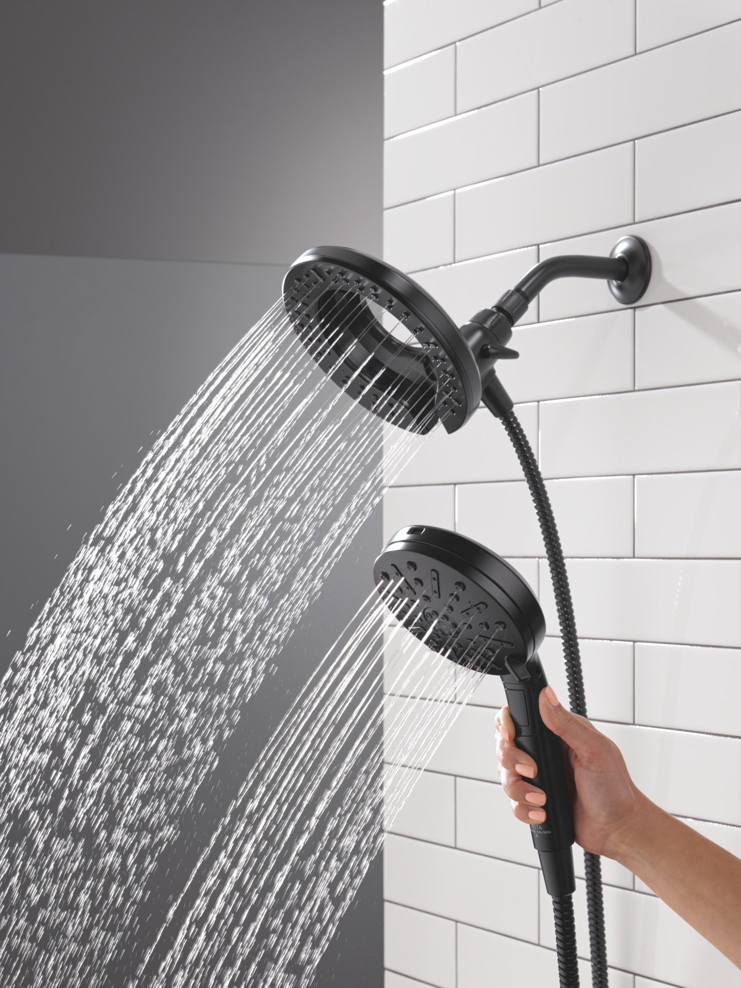 Delta Universal Showering Components 6-Setting In2ition® with ProClean®