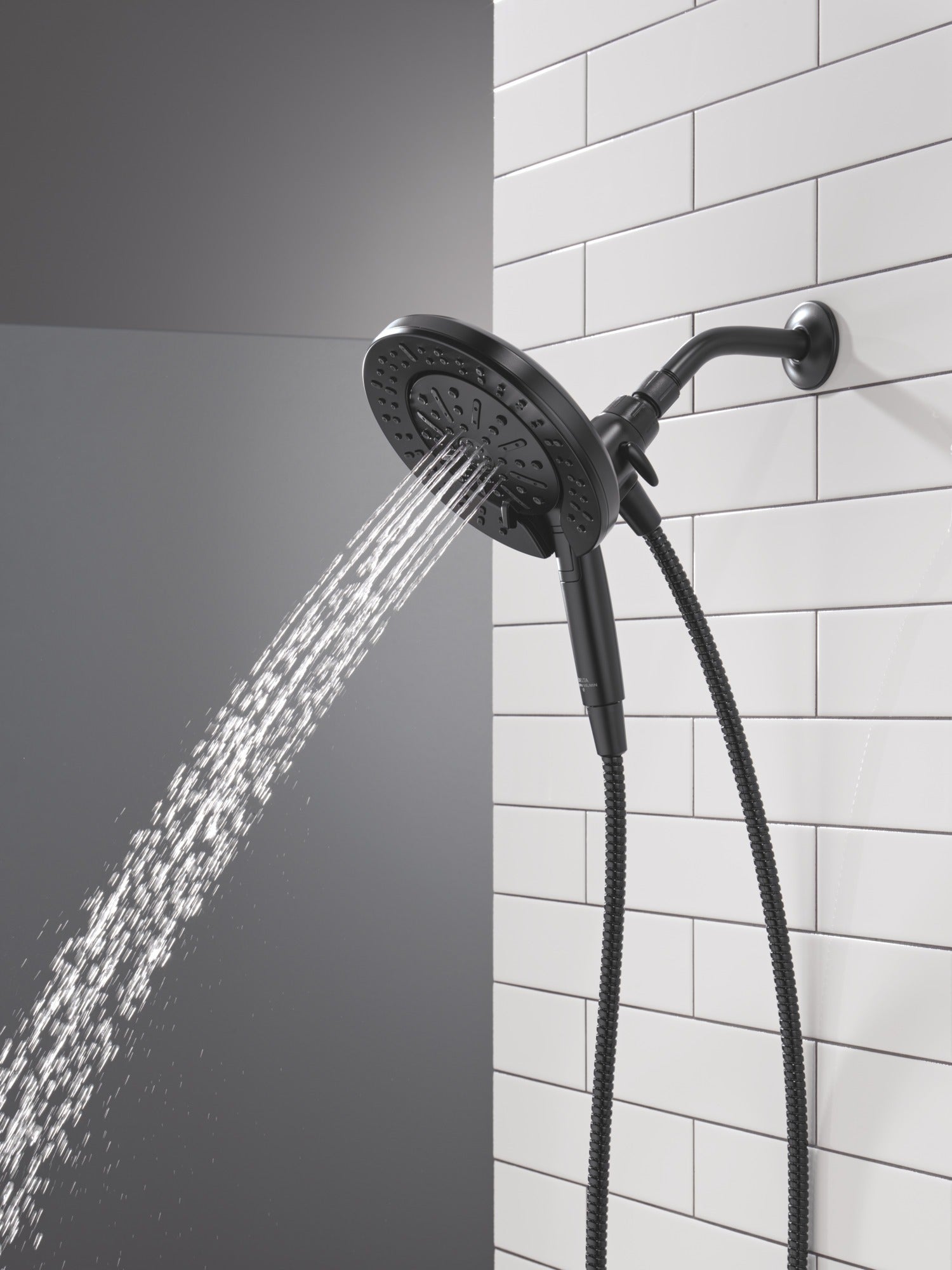 Delta Universal Showering Components 6-Setting In2ition® with ProClean®