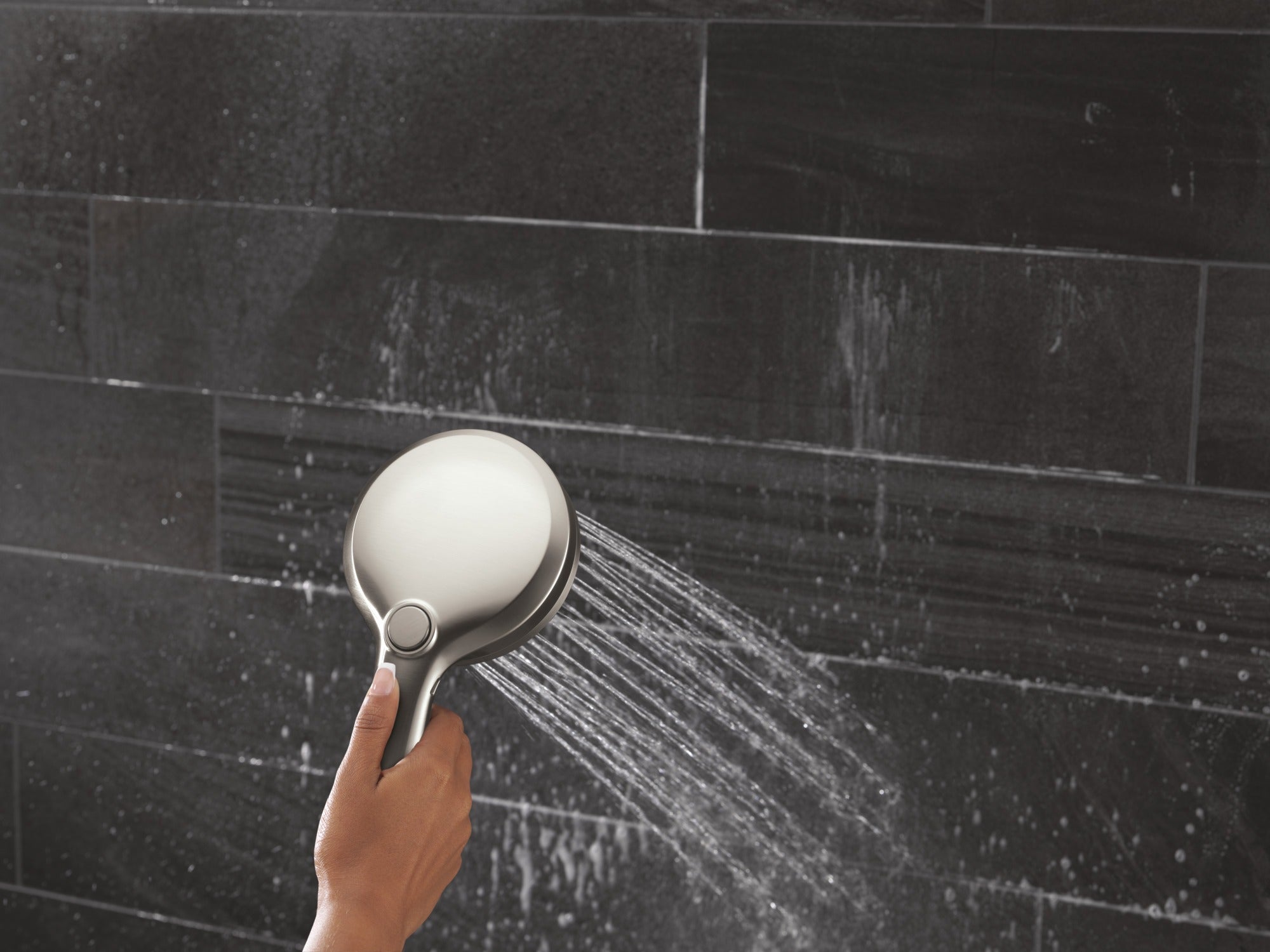 Delta Universal Showering Components 6-Setting In2ition® with ProClean®