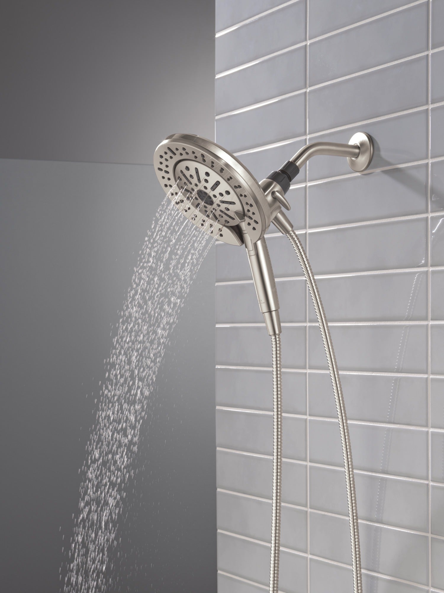Delta Universal Showering Components 6-Setting In2ition® with ProClean®