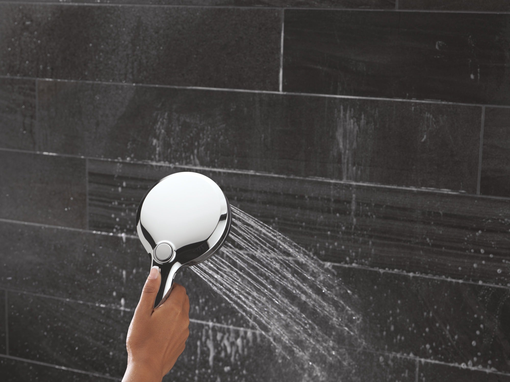 Delta Universal Showering Components 6-Setting In2ition® with ProClean®