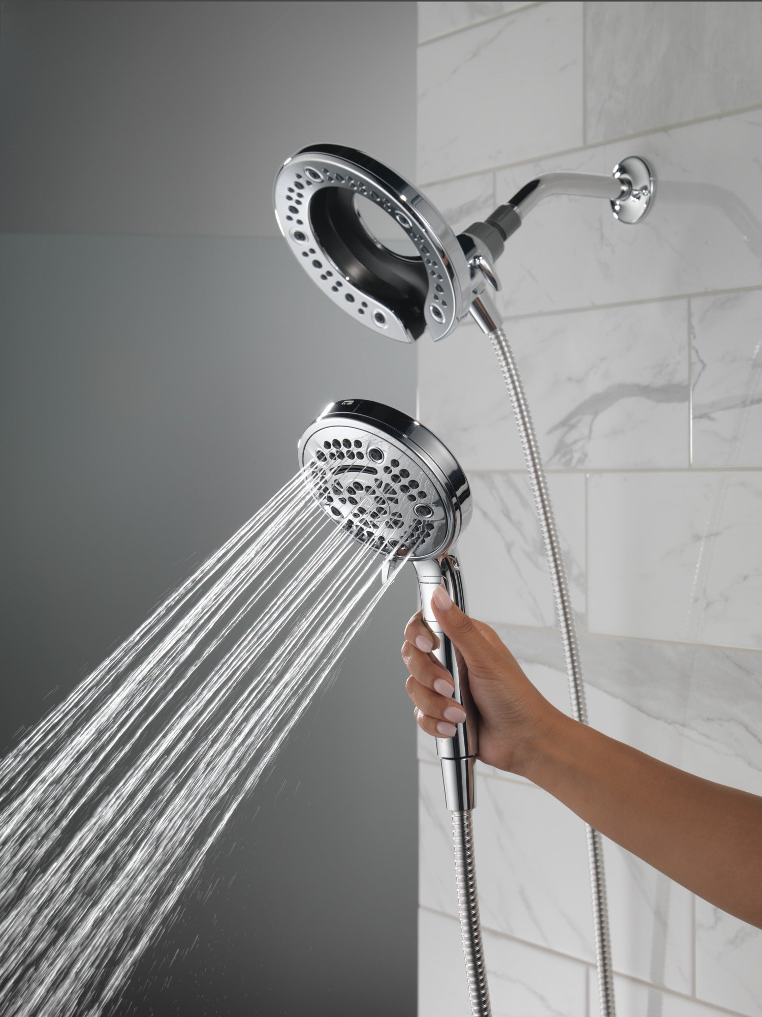 Delta Universal Showering Components In2ition® 7-Setting Two-in-One Shower